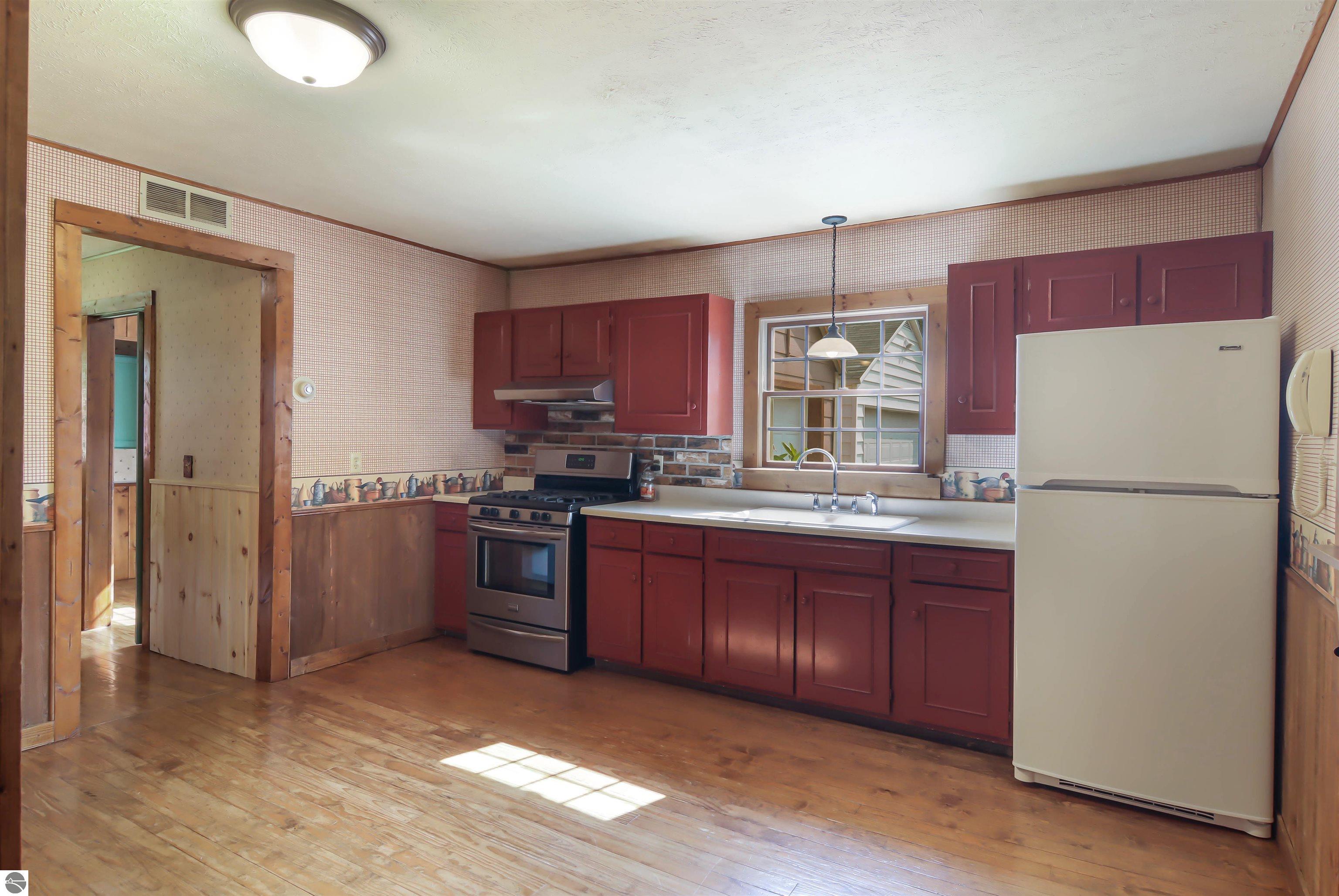 512 W Blair Street, Kingsley, MI 49649 — Photo 3