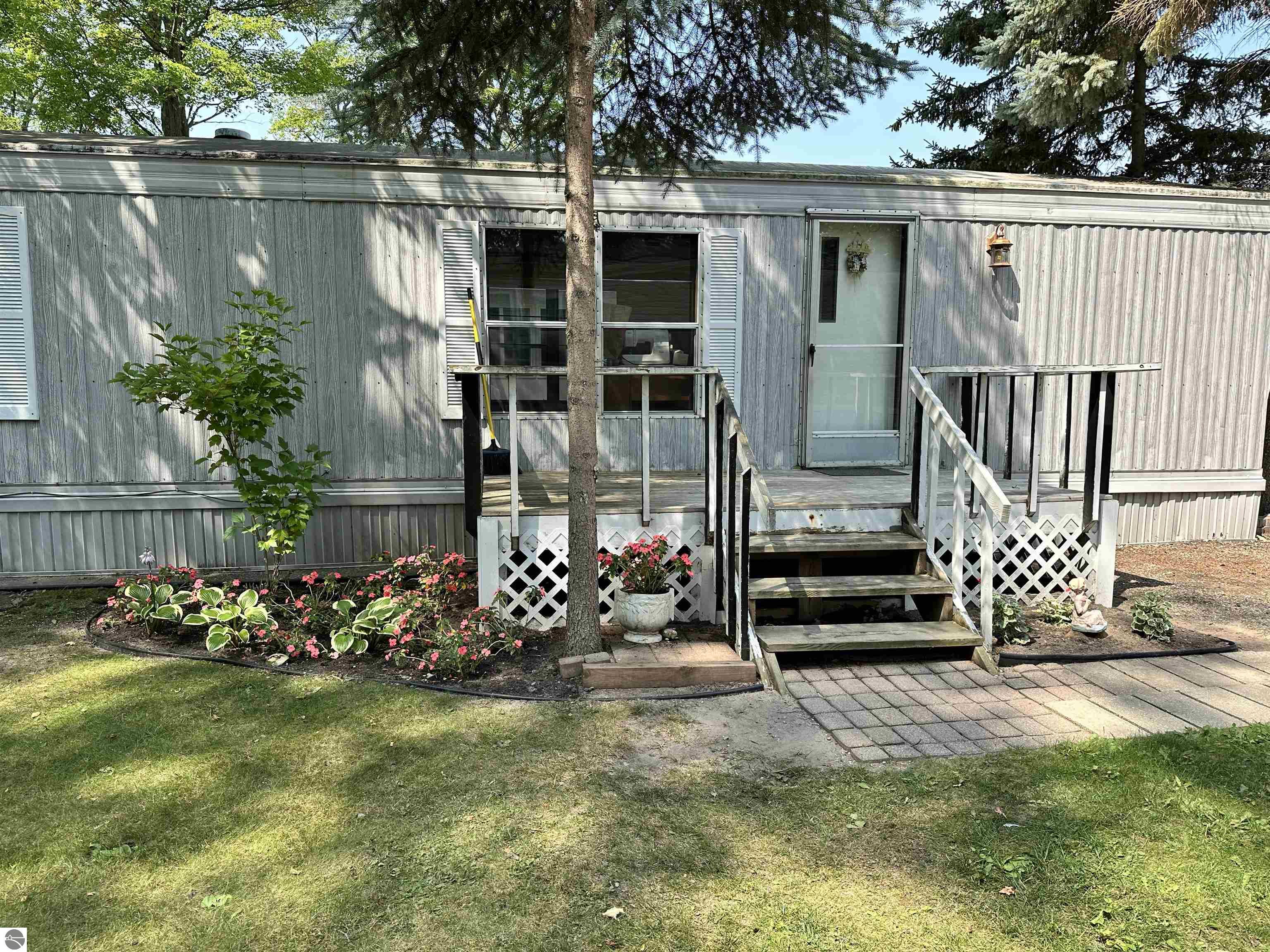610 Shadywood Street, Elk Rapids, MI 49629 — front exterior