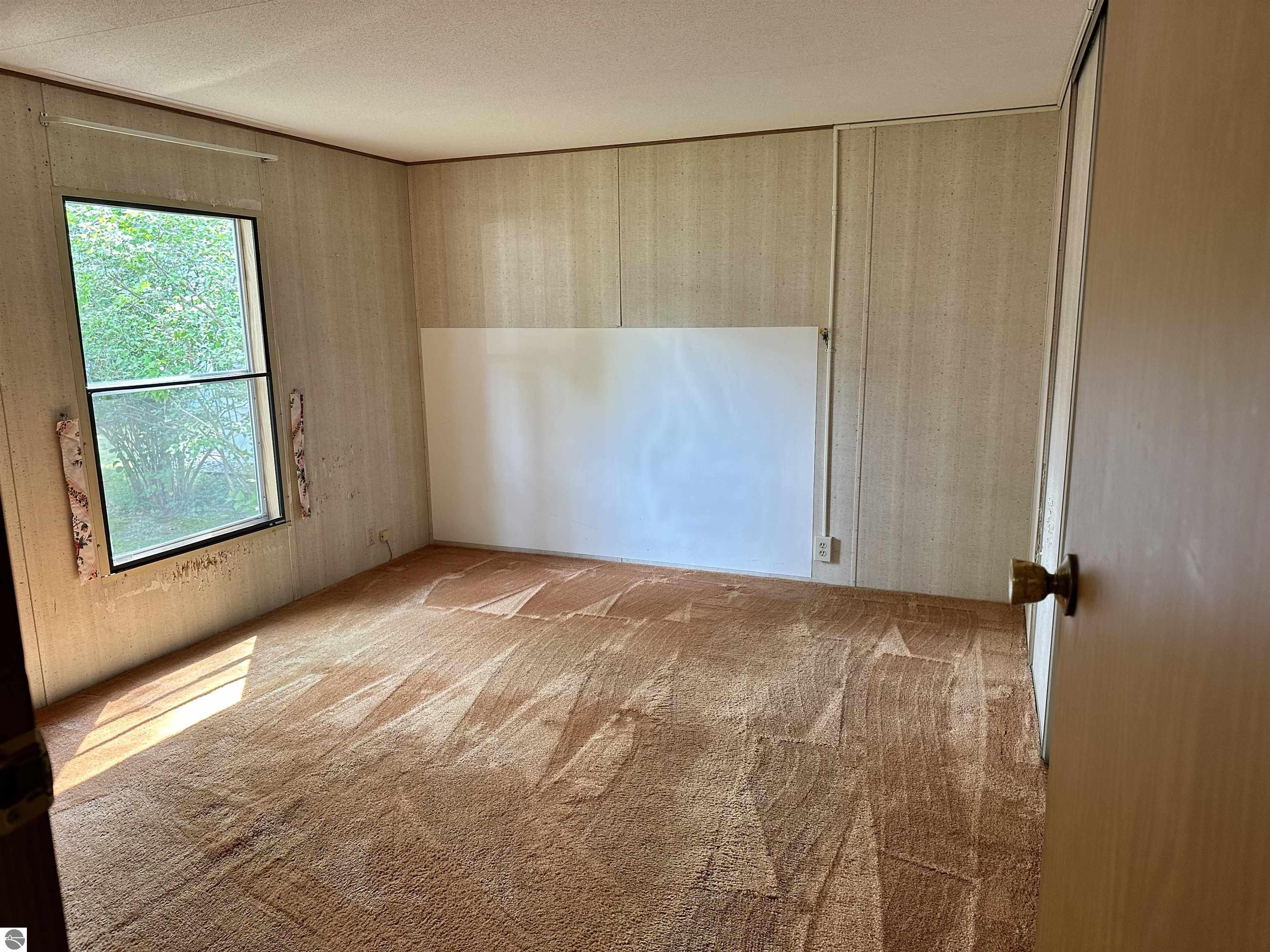 610 Shadywood Street, Elk Rapids, MI 49629 — Photo 11