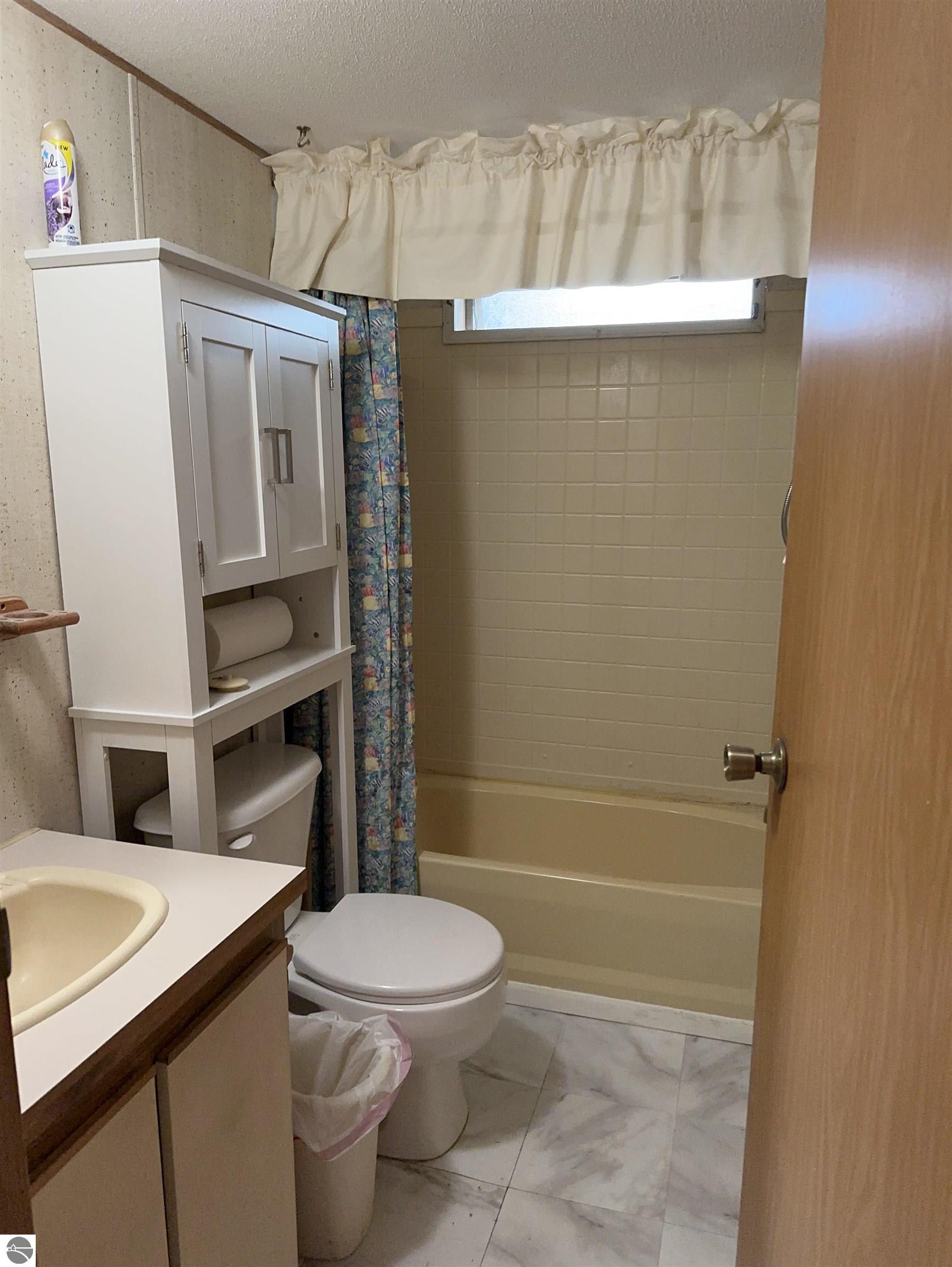 610 Shadywood Street, Elk Rapids, MI 49629 — Photo 9