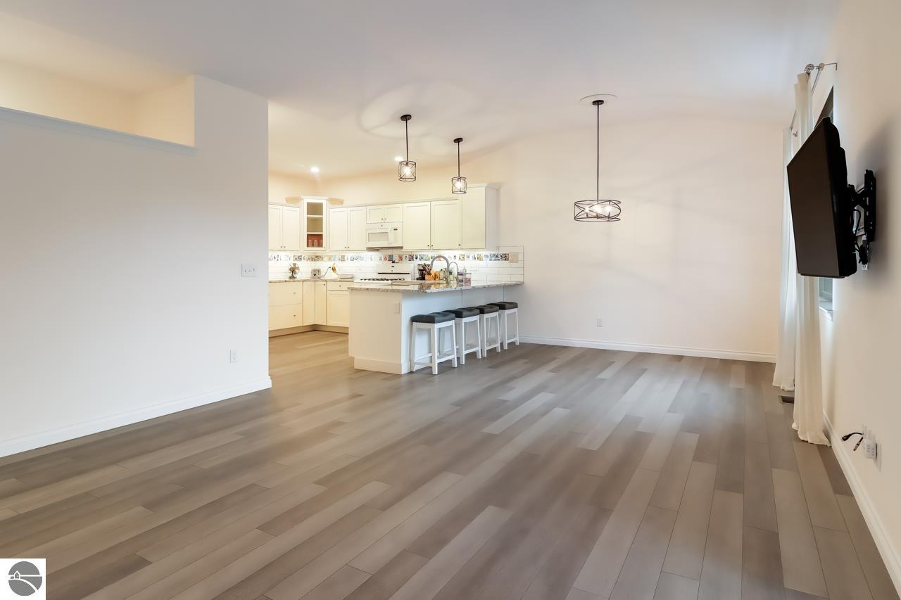 4912      Kodiak Drive