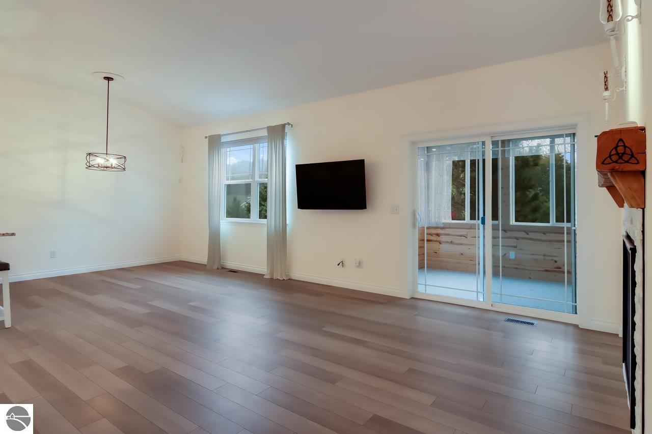 4912      Kodiak Drive