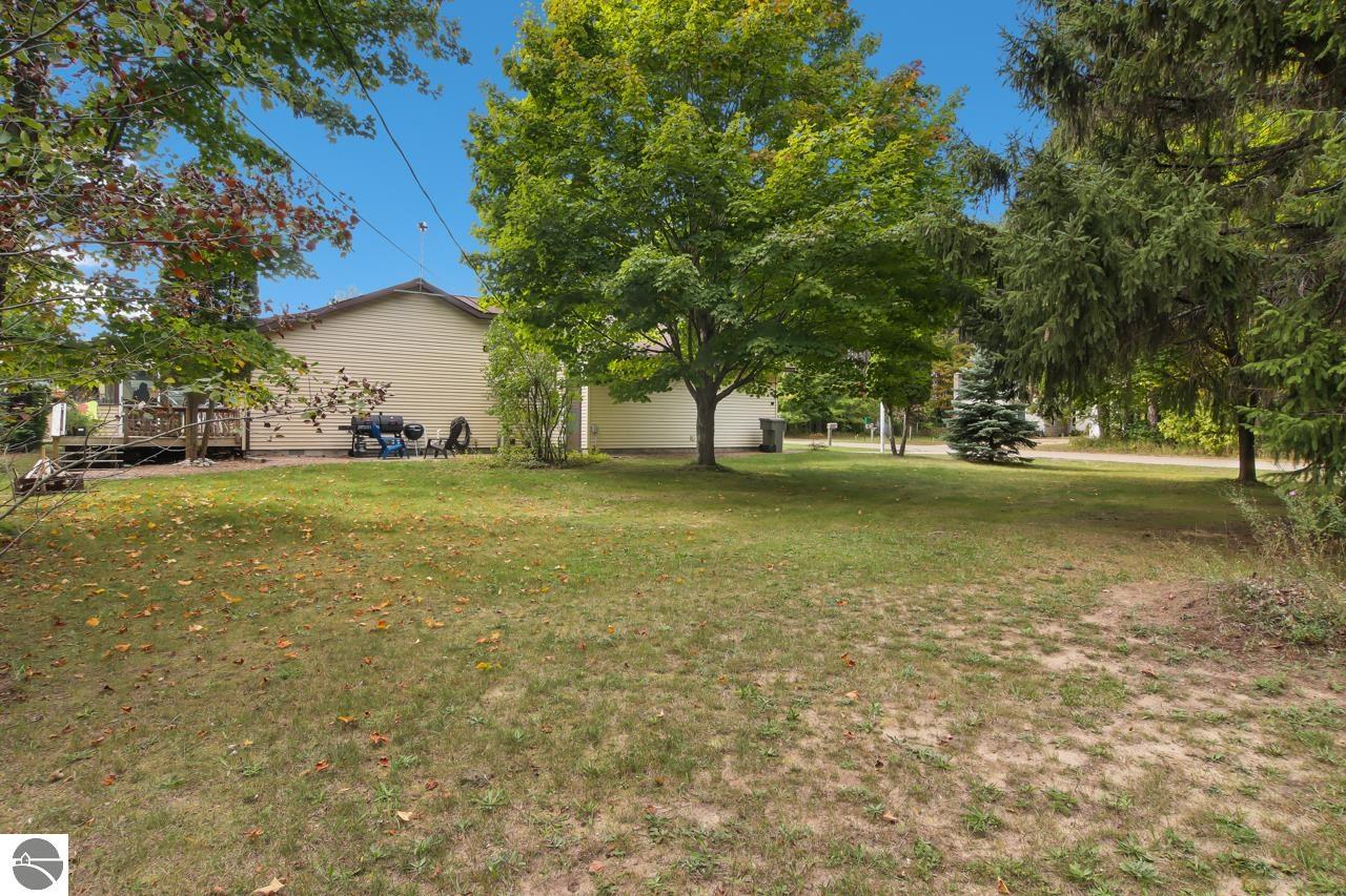 140 E Seventh Street, Northport, MI 49670 — Photo 3