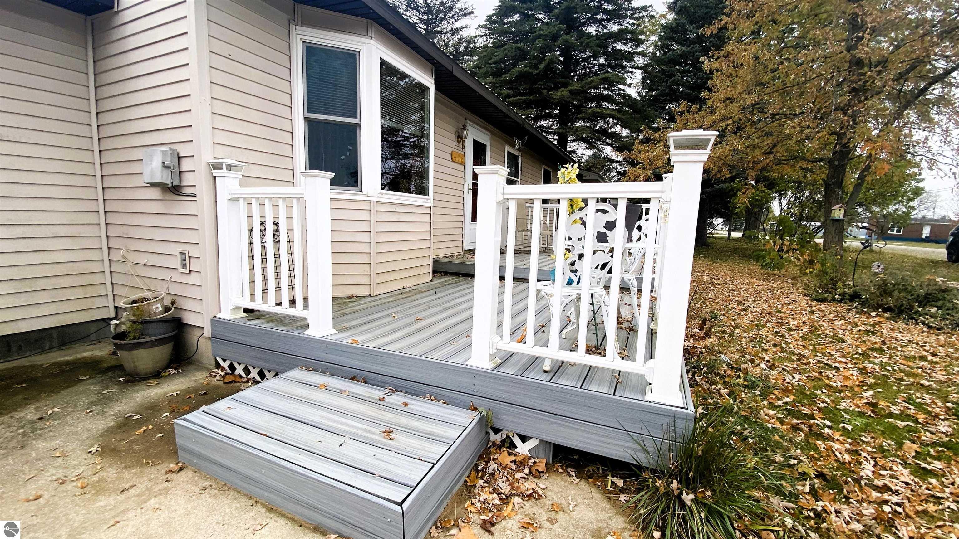 406 E Division Street, Mancelona, MI 49659 — Photo 2