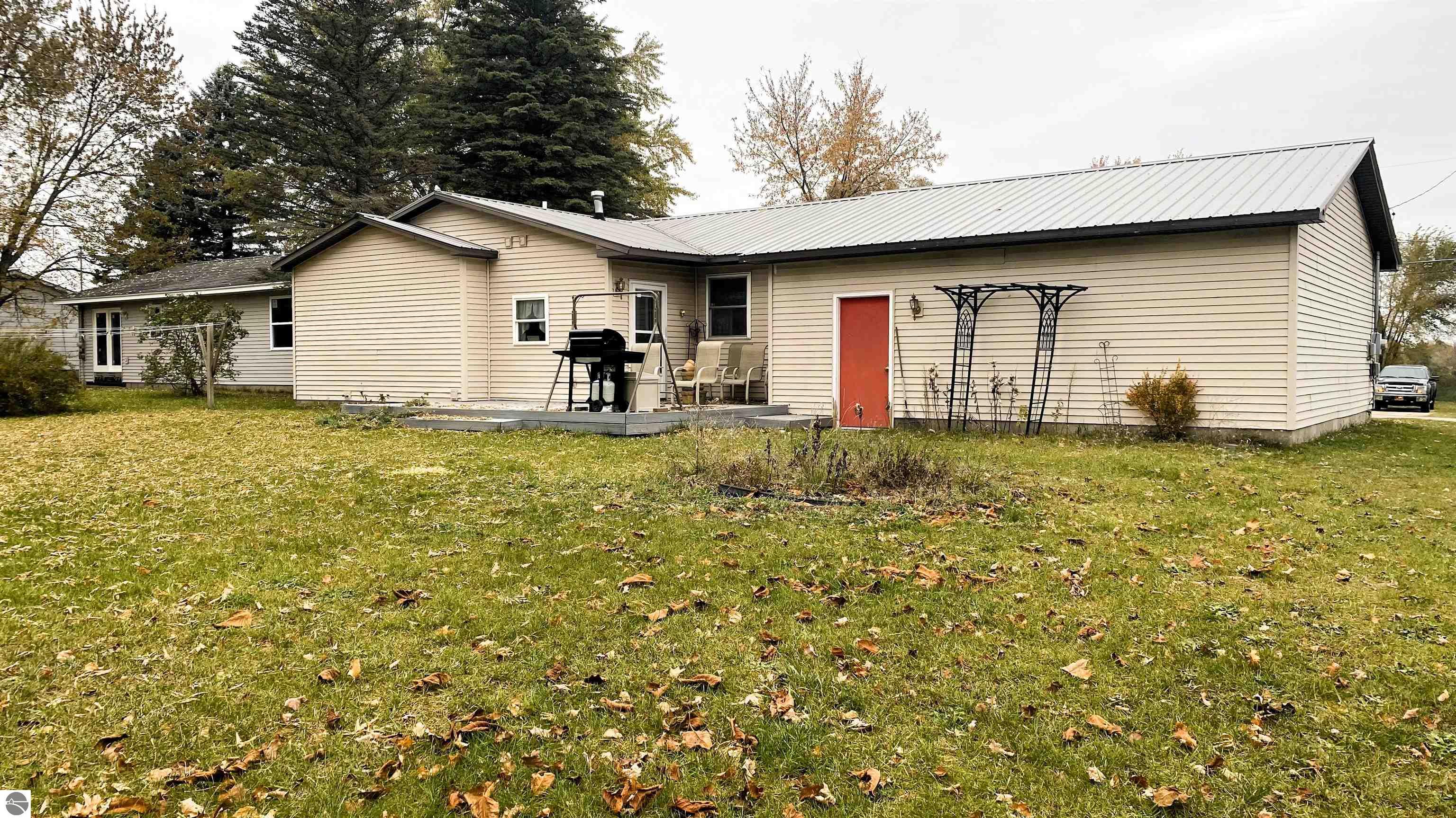 406 E Division Street, Mancelona, MI 49659 — Photo 3