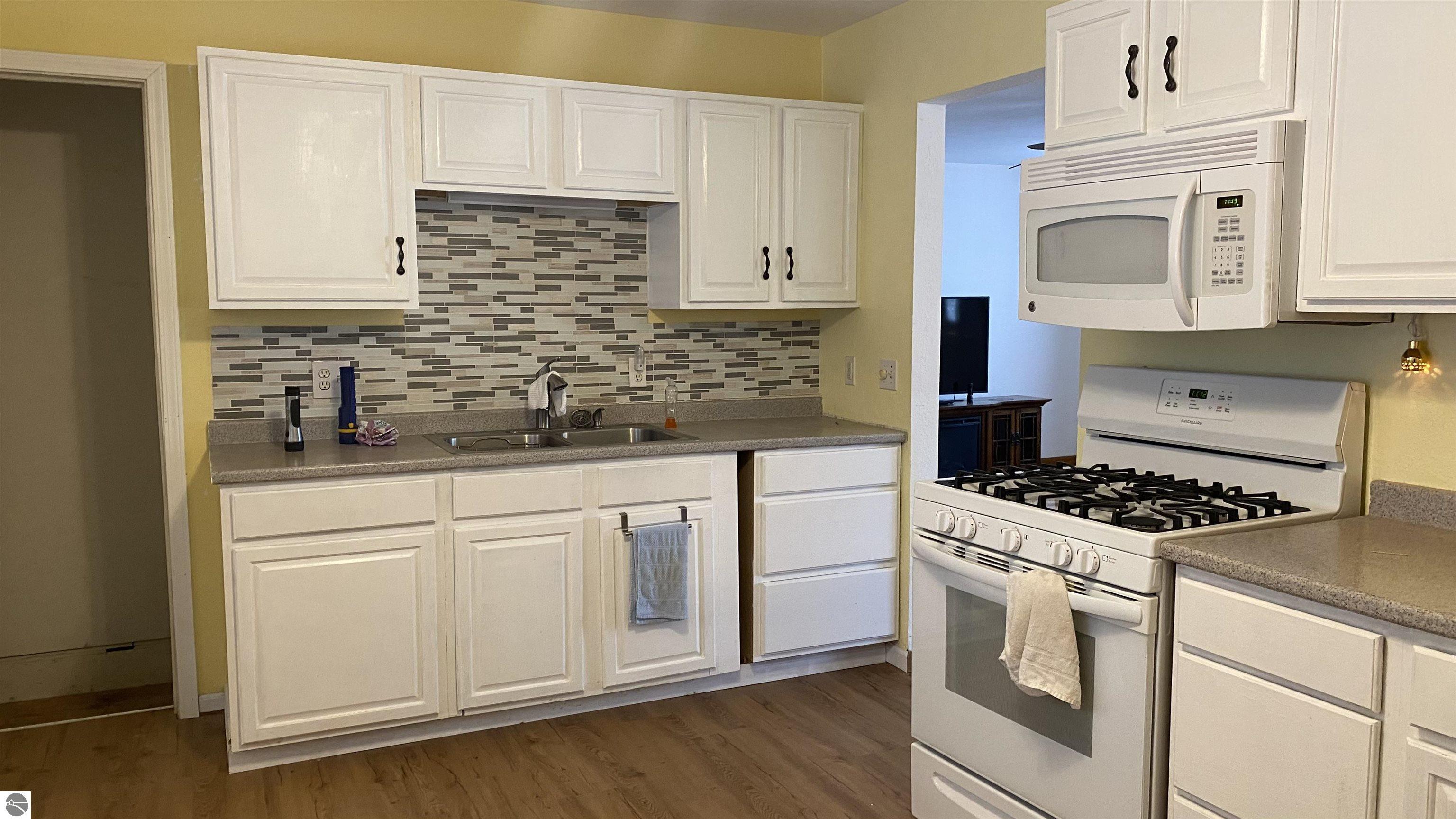 406 E Division Street, Mancelona, MI 49659 — Photo 8
