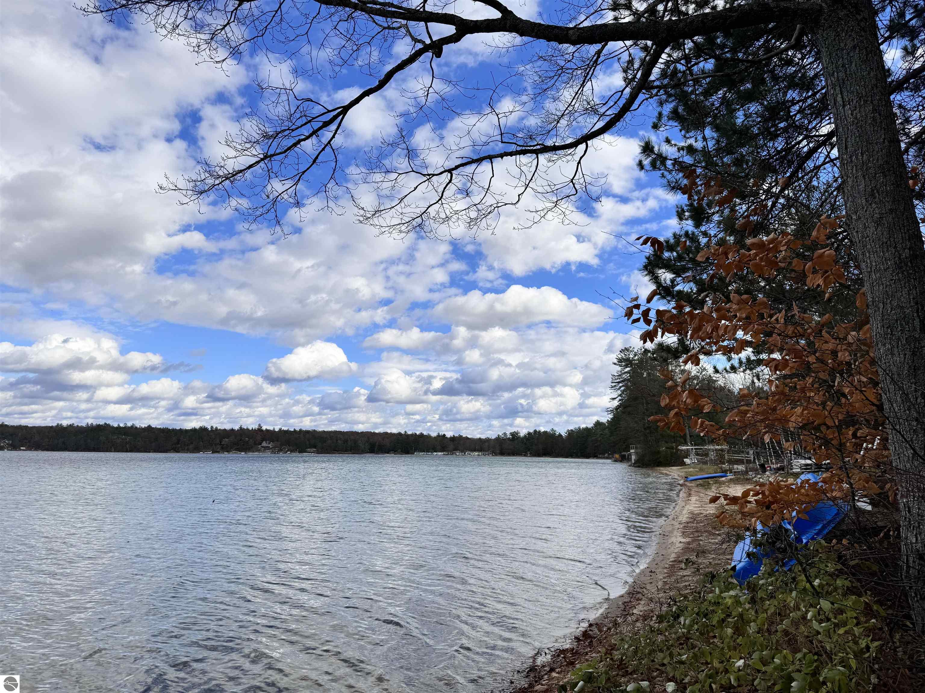 W Bear Lake Road Kalkaska, MI 49646 25,000