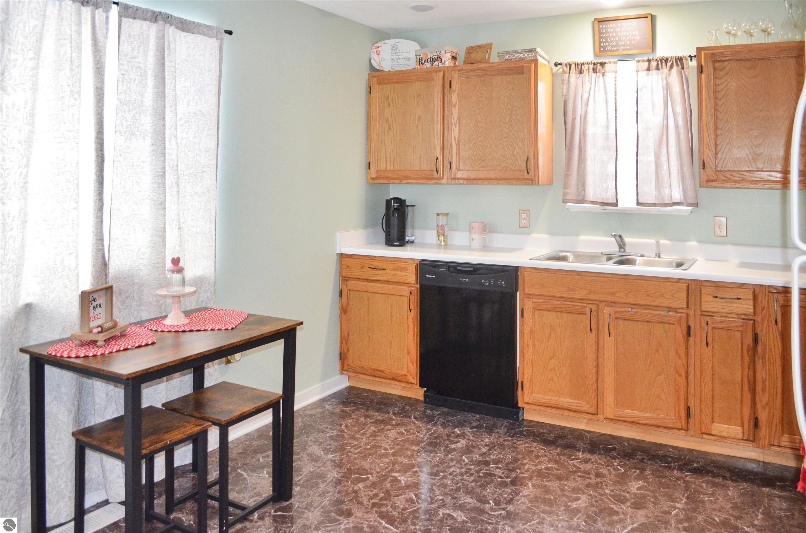 14578 Day Avenue, Thompsonville, MI 49683 — Photo 8