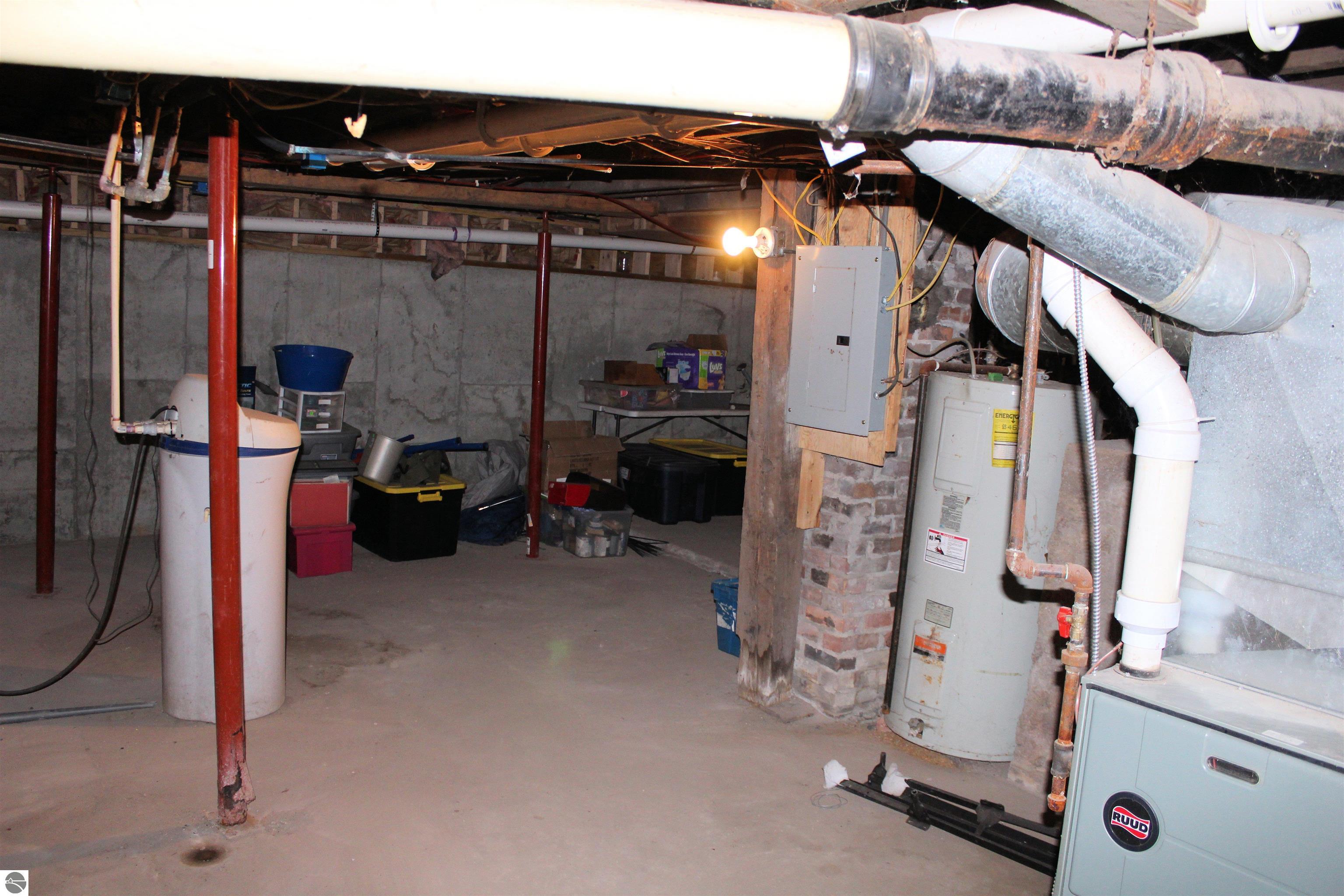 300 W Main Street, Leroy, MI 49655 — Photo 38