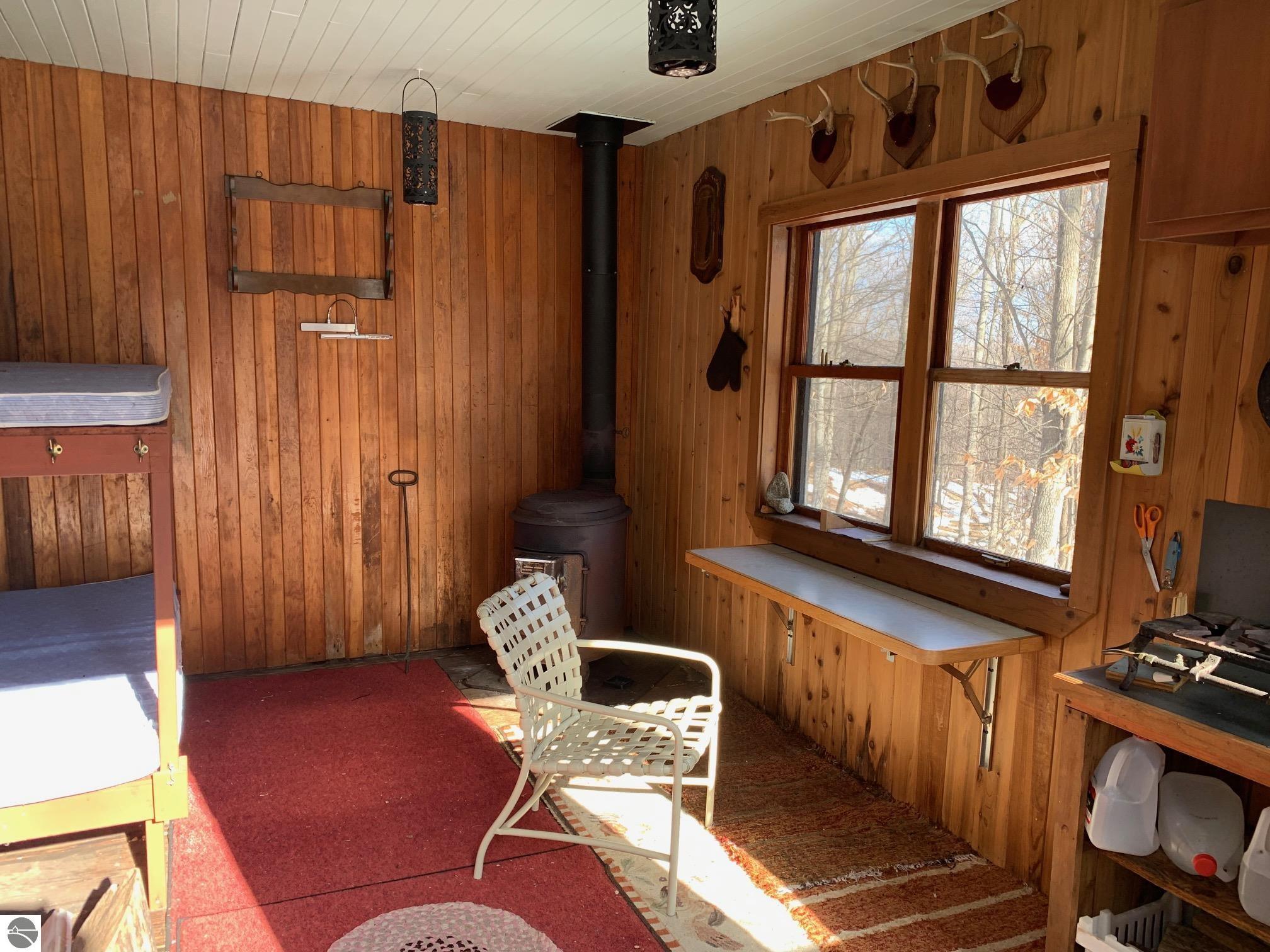 10 S Wheeler Road, Maple City Serbin Real Estate