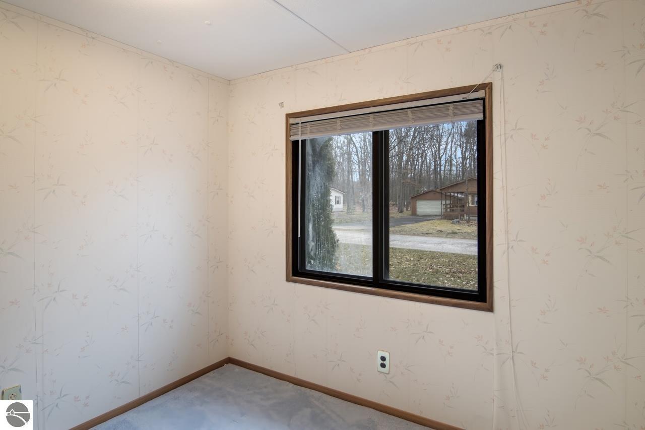 260 Anthony Street, Fife Lake, MI 49633 — Photo 15