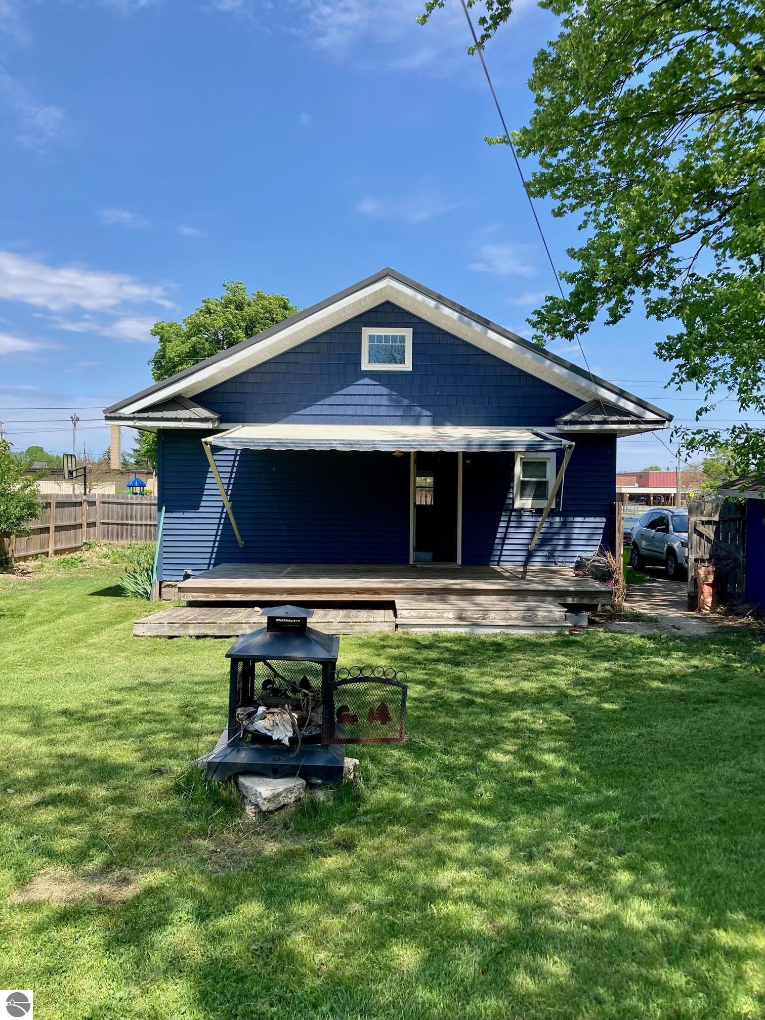 112 E State Street, Clare, MI 48617 — Photo 29
