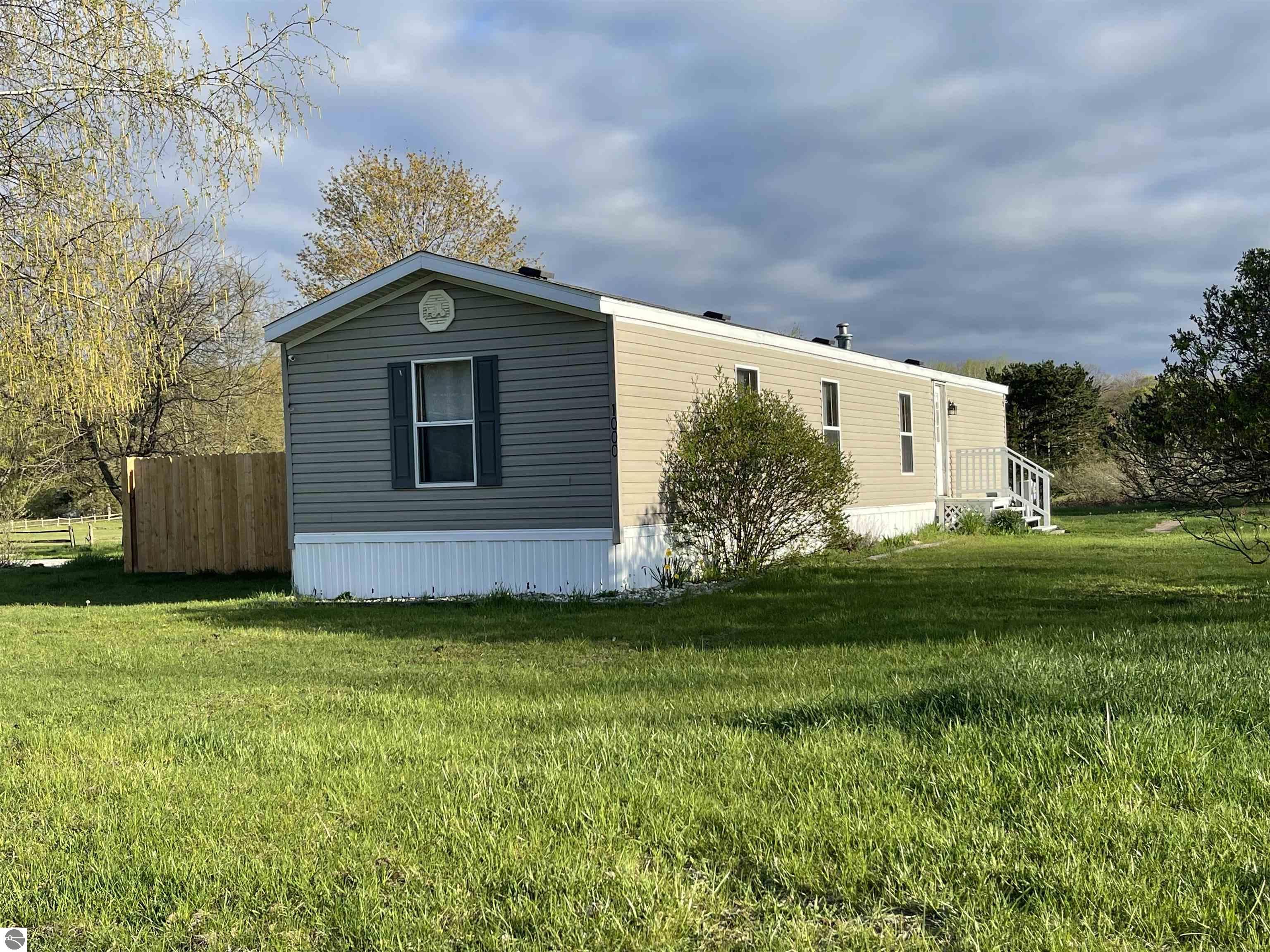 1000 Vallado Drive, Weidman, MI 48893 — Photo 18
