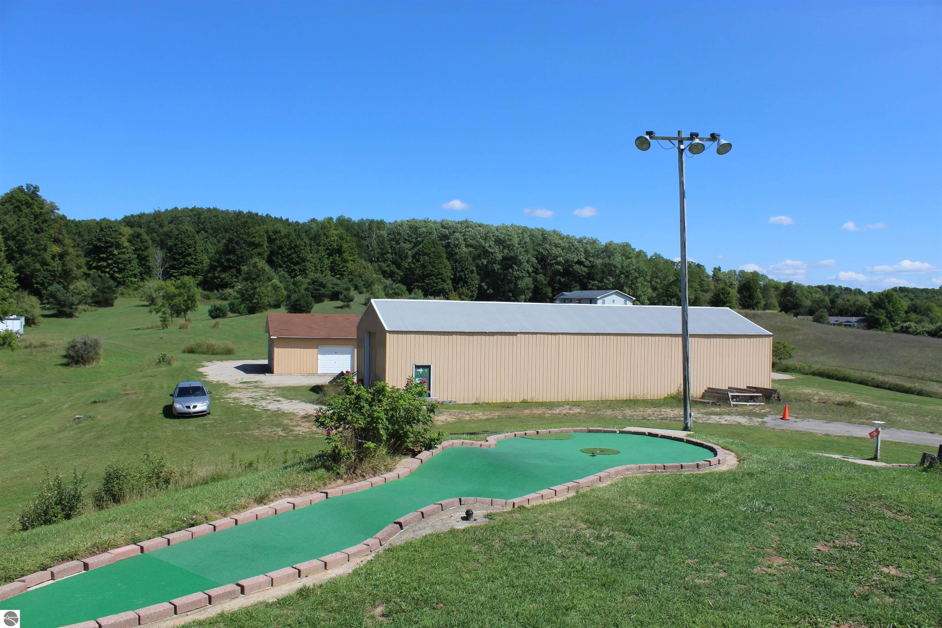 1405 Michigan, Benzonia, MI 49616 — Photo 39