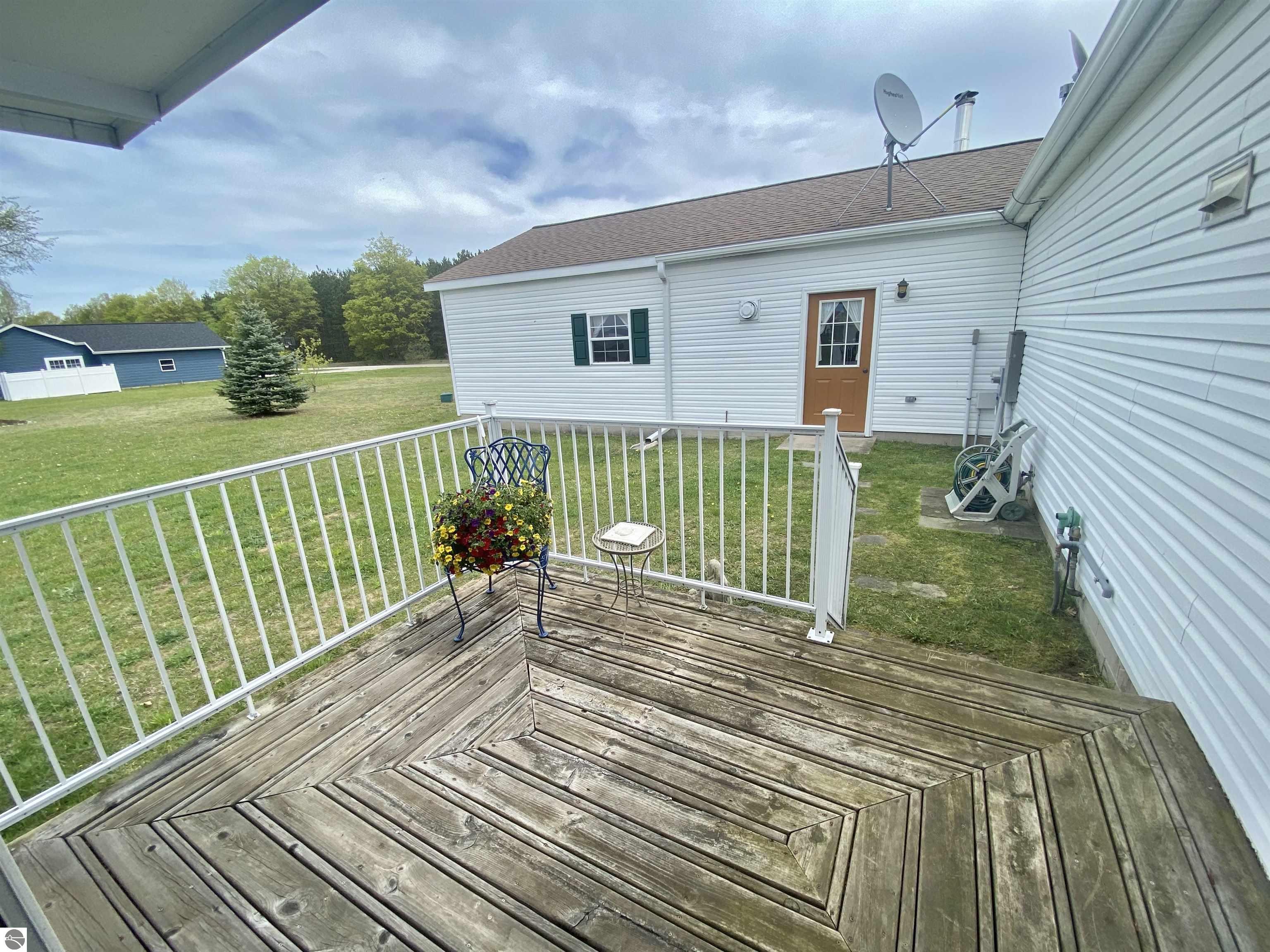 10700 Scenic Drive, Honor, MI 49640 — Photo 23