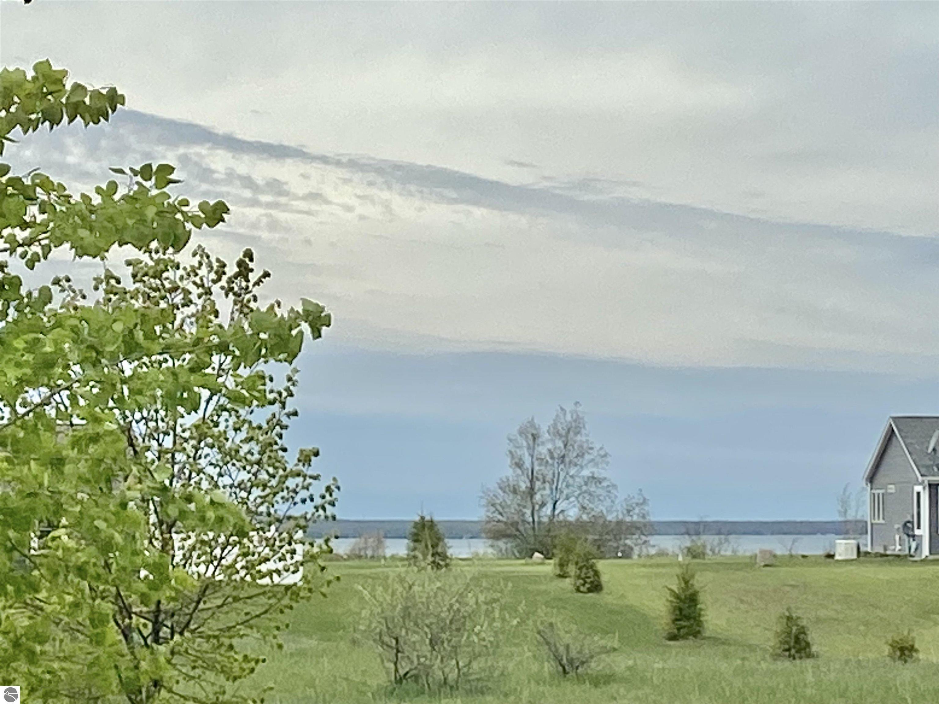 10700 Scenic Drive, Honor, MI 49640 — Photo 10