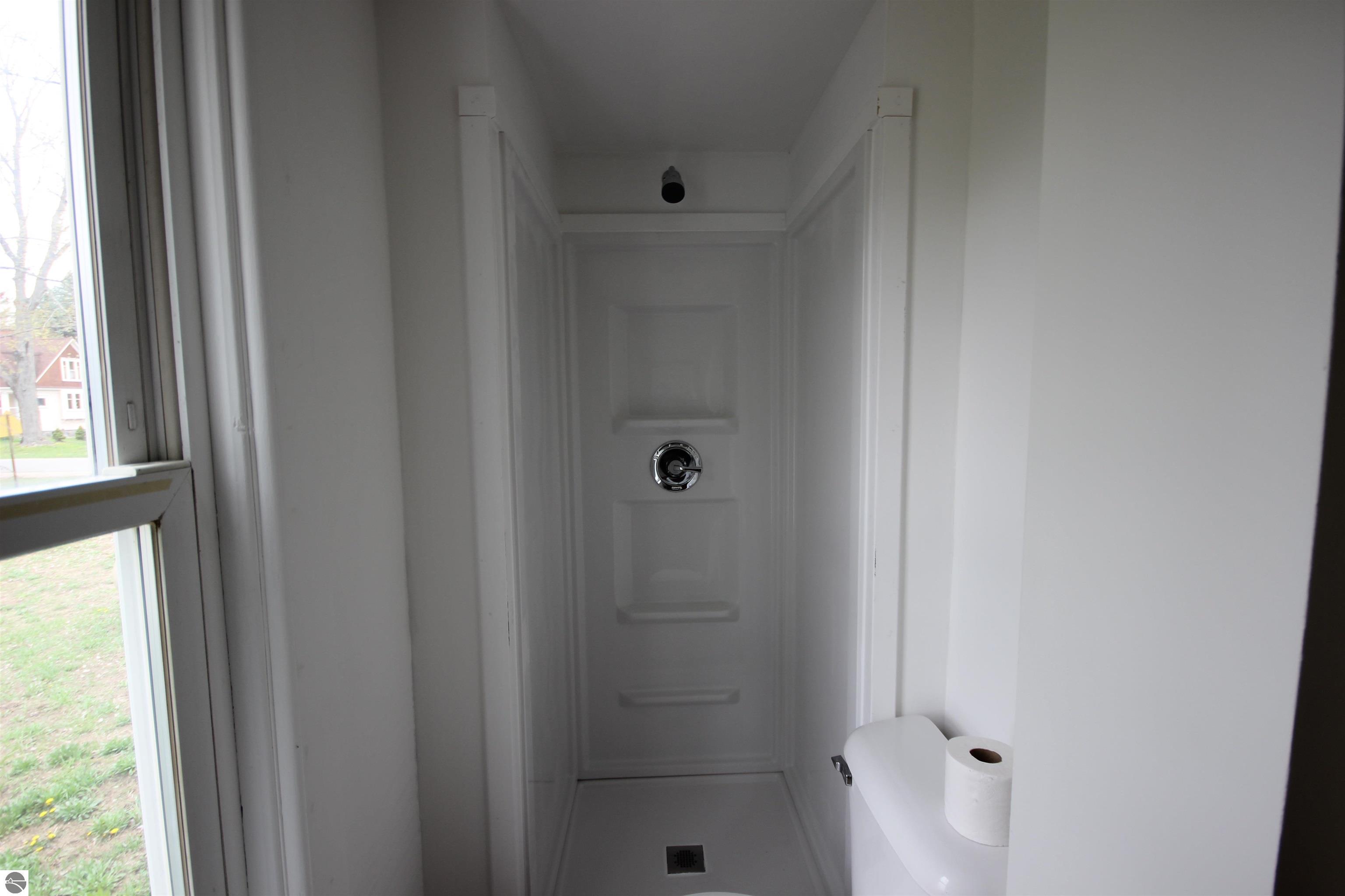 14693 Thompson Avenue, Thompsonville, MI 49683 — Photo 17