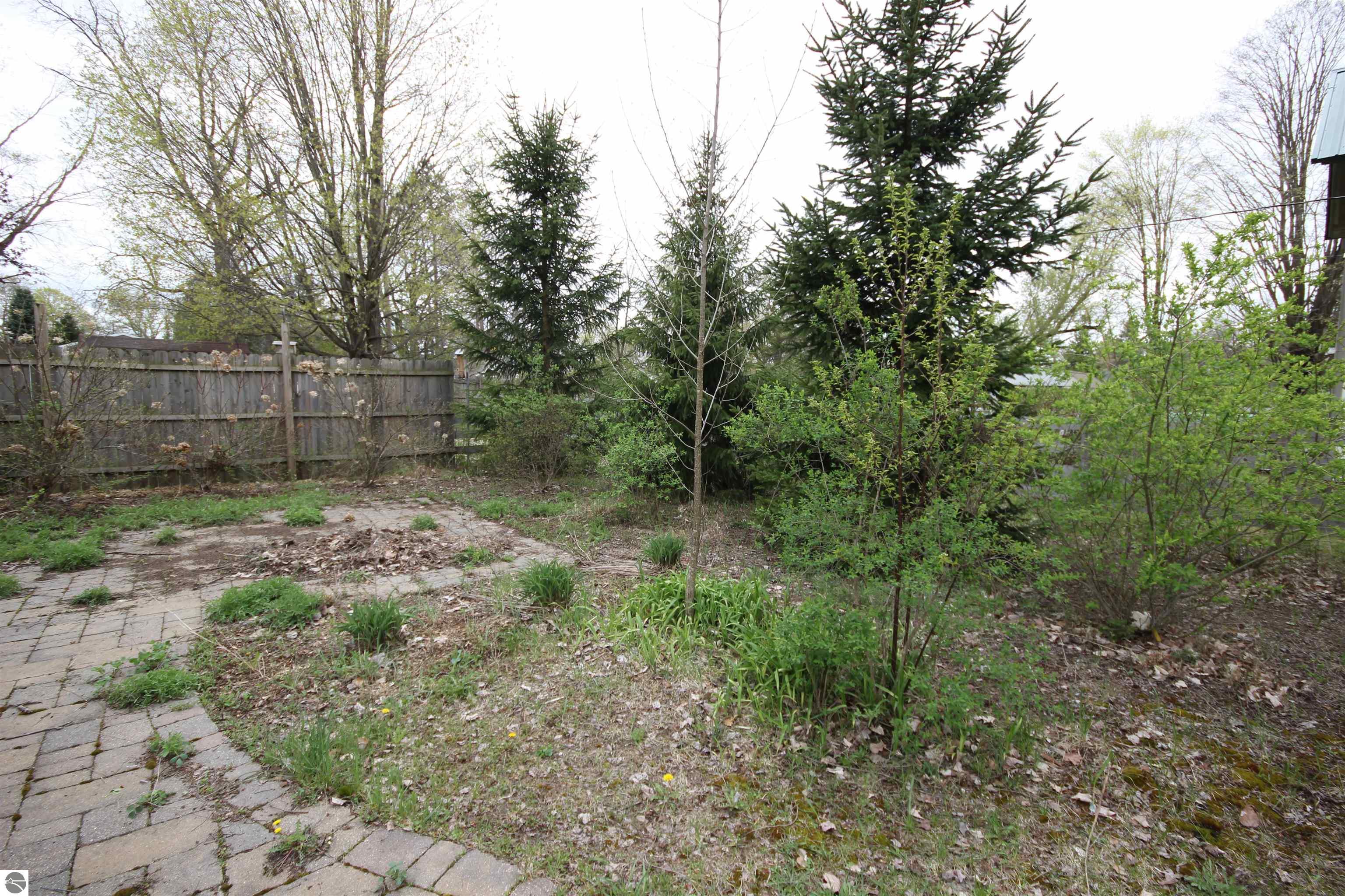 14693 Thompson Avenue, Thompsonville, MI 49683 — Photo 38