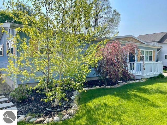 511 Cedar Street, Elk Rapids, MI 49629 — Photo 2