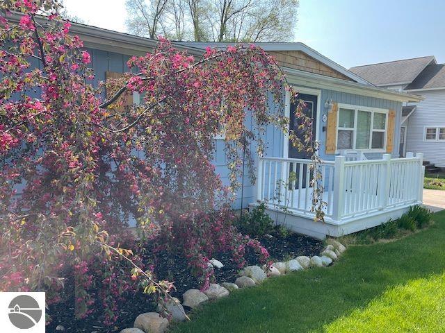 511 Cedar Street, Elk Rapids, MI 49629 — Photo 3