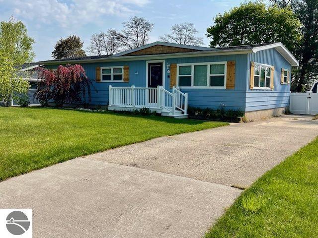 511 Cedar Street, Elk Rapids, MI 49629 — Photo 45