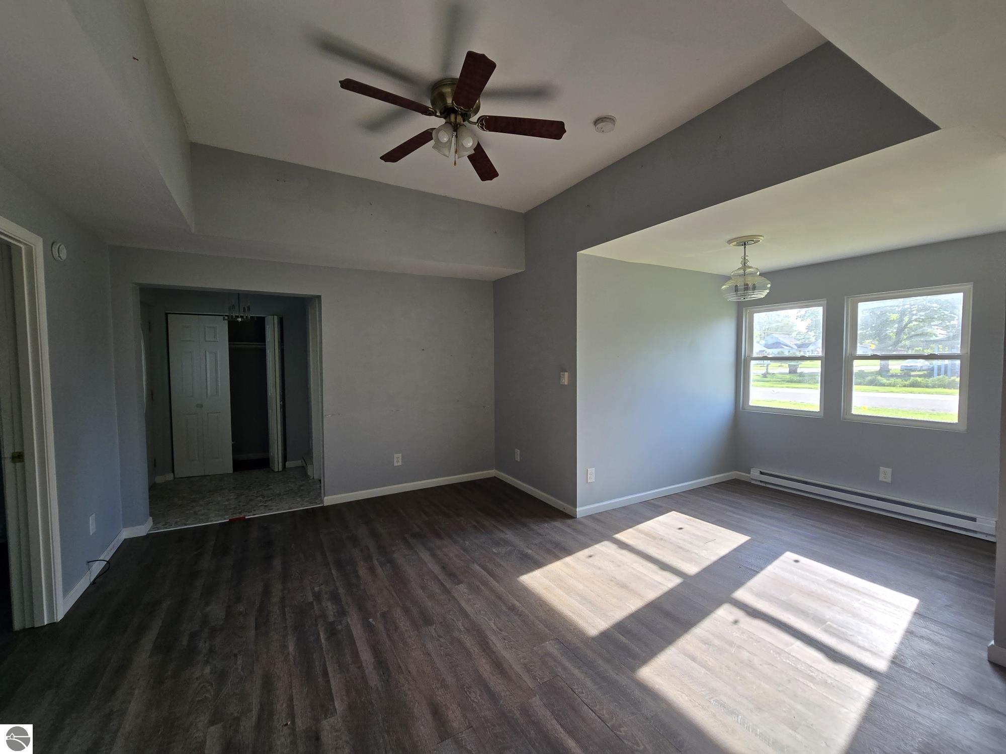301 W Illinois Street, Farwell, MI 48622 — Photo 4