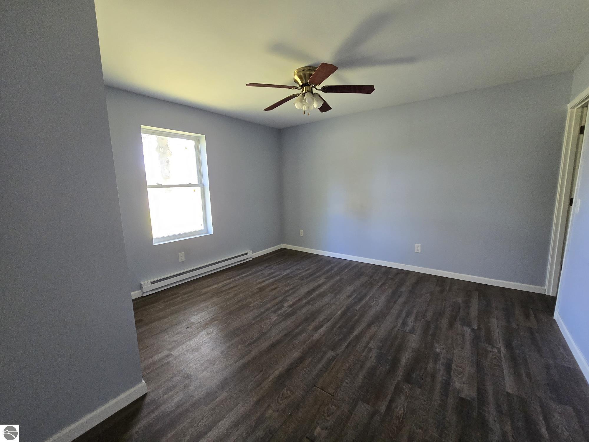 301 W Illinois Street, Farwell, MI 48622 — Photo 8