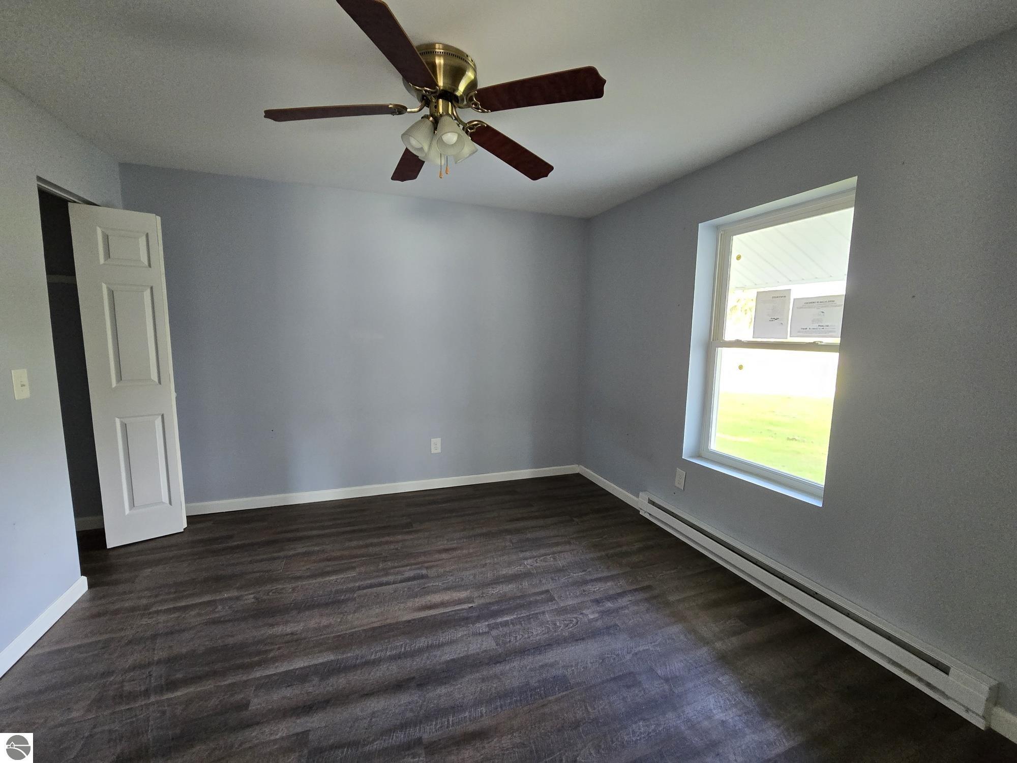301 W Illinois Street, Farwell, MI 48622 — Photo 10