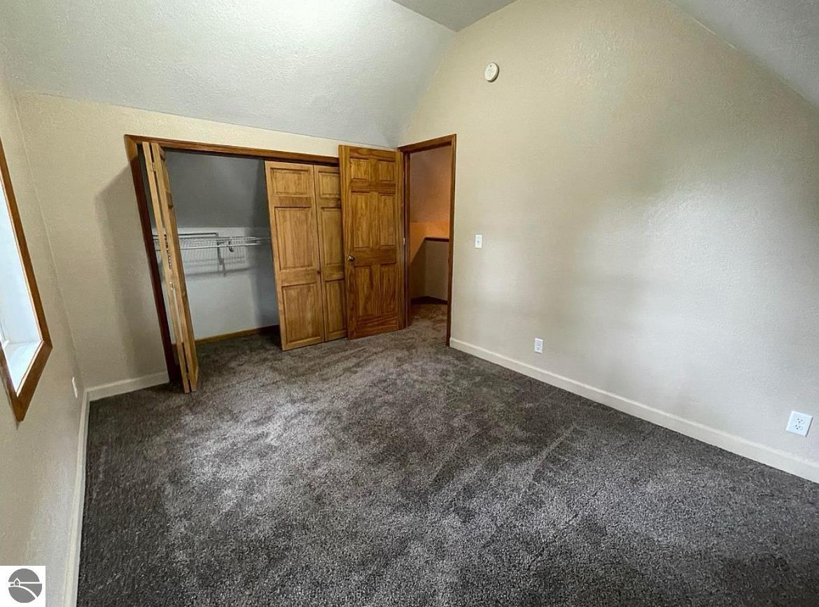 208 E Sixth Street, Clare, MI 48617 — Photo 3