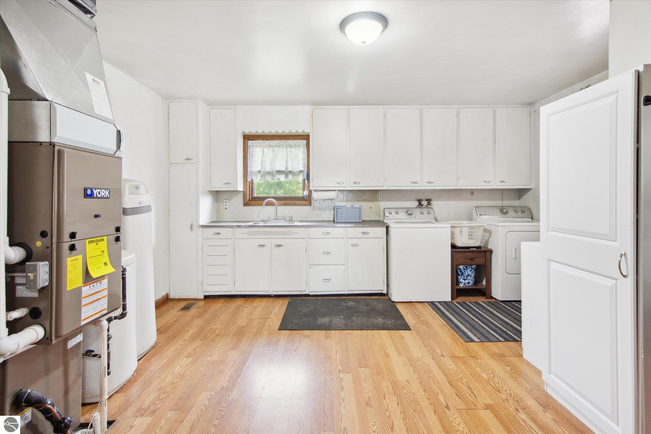 22290 Lakefield Road, Merrill, MI 48637 — Photo 13