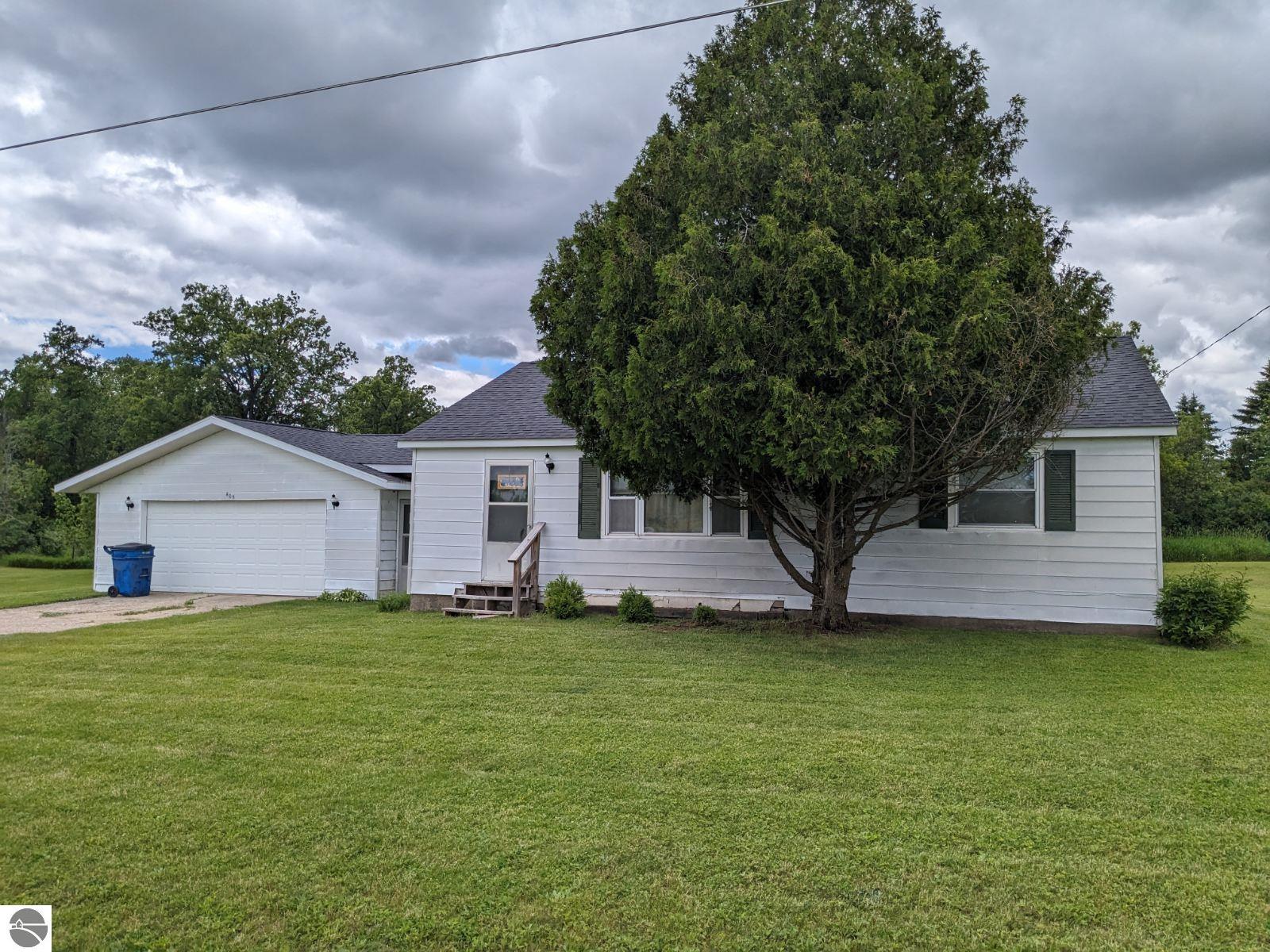 405 N Sherman Street, Prescott, MI 48756 — front exterior
