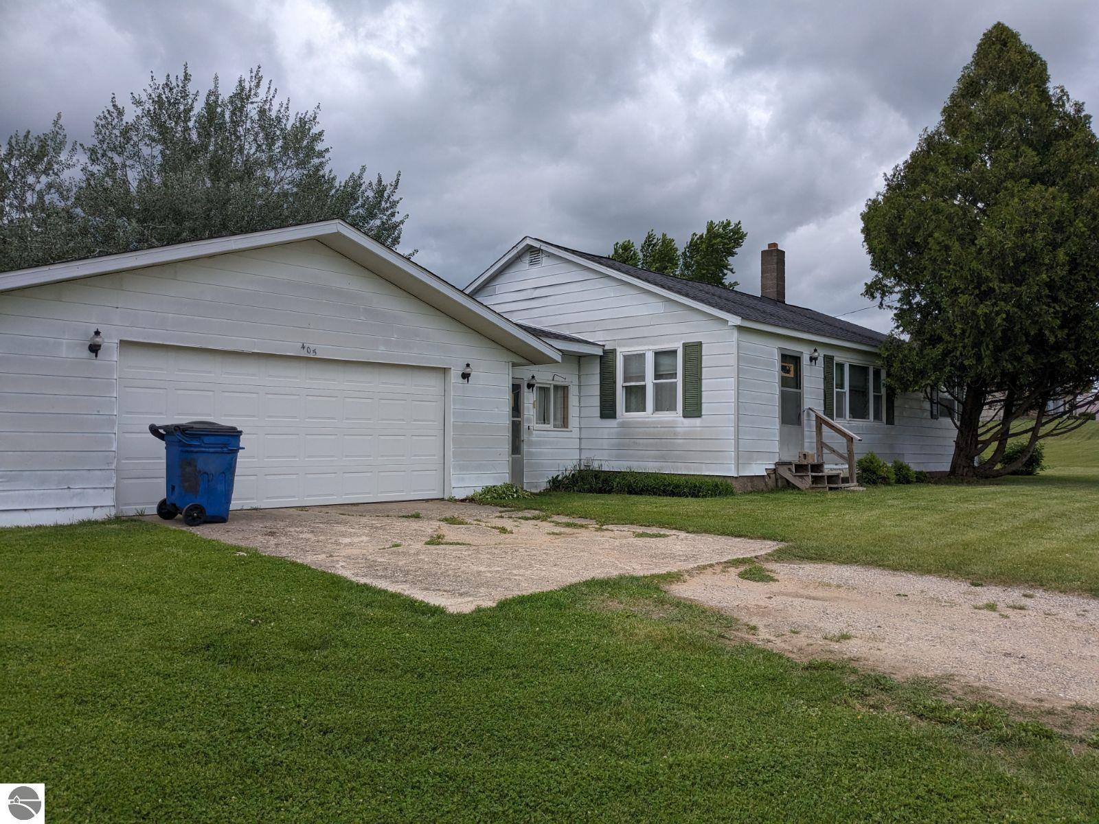 405 N Sherman Street, Prescott, MI 48756 — Photo 2