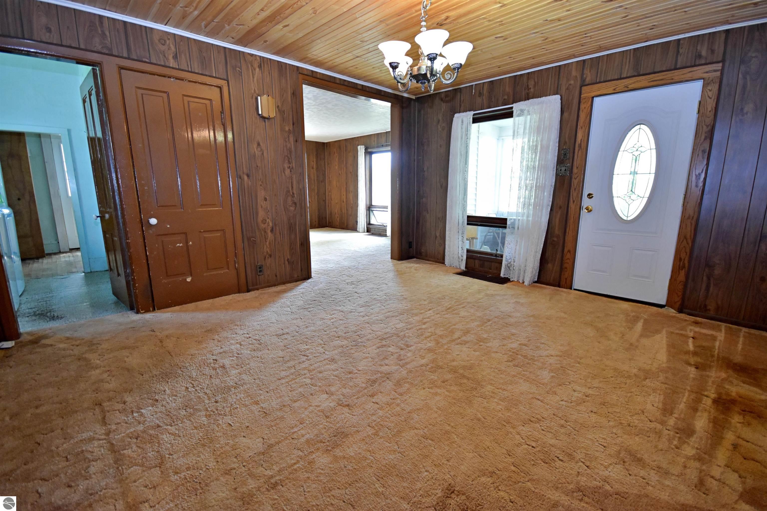 107 S Neilson Street, Tustin, MI 49688 — Photo 12