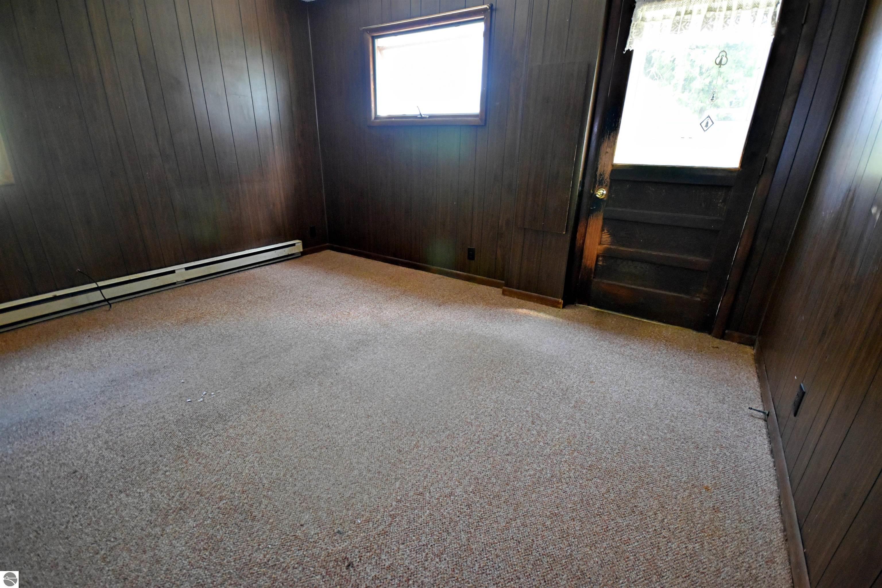 107 S Neilson Street, Tustin, MI 49688 — Photo 23