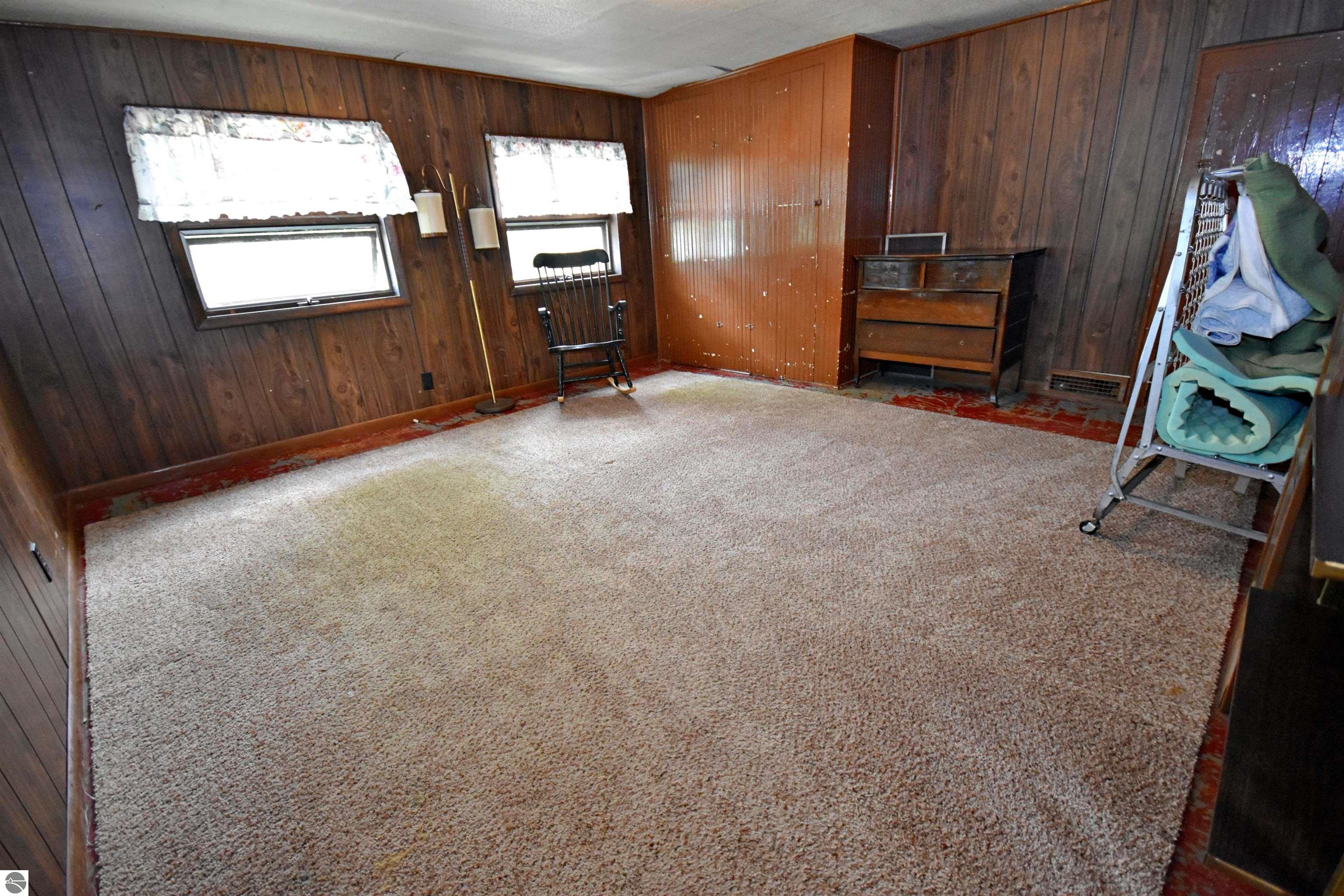 107 S Neilson Street, Tustin, MI 49688 — Photo 25