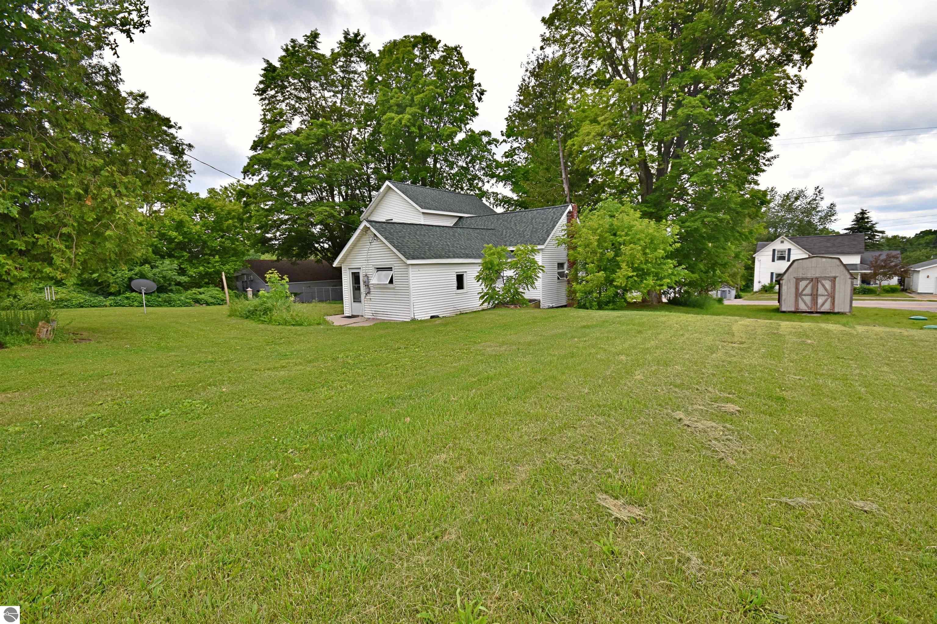 107 S Neilson Street, Tustin, MI 49688 — Photo 53