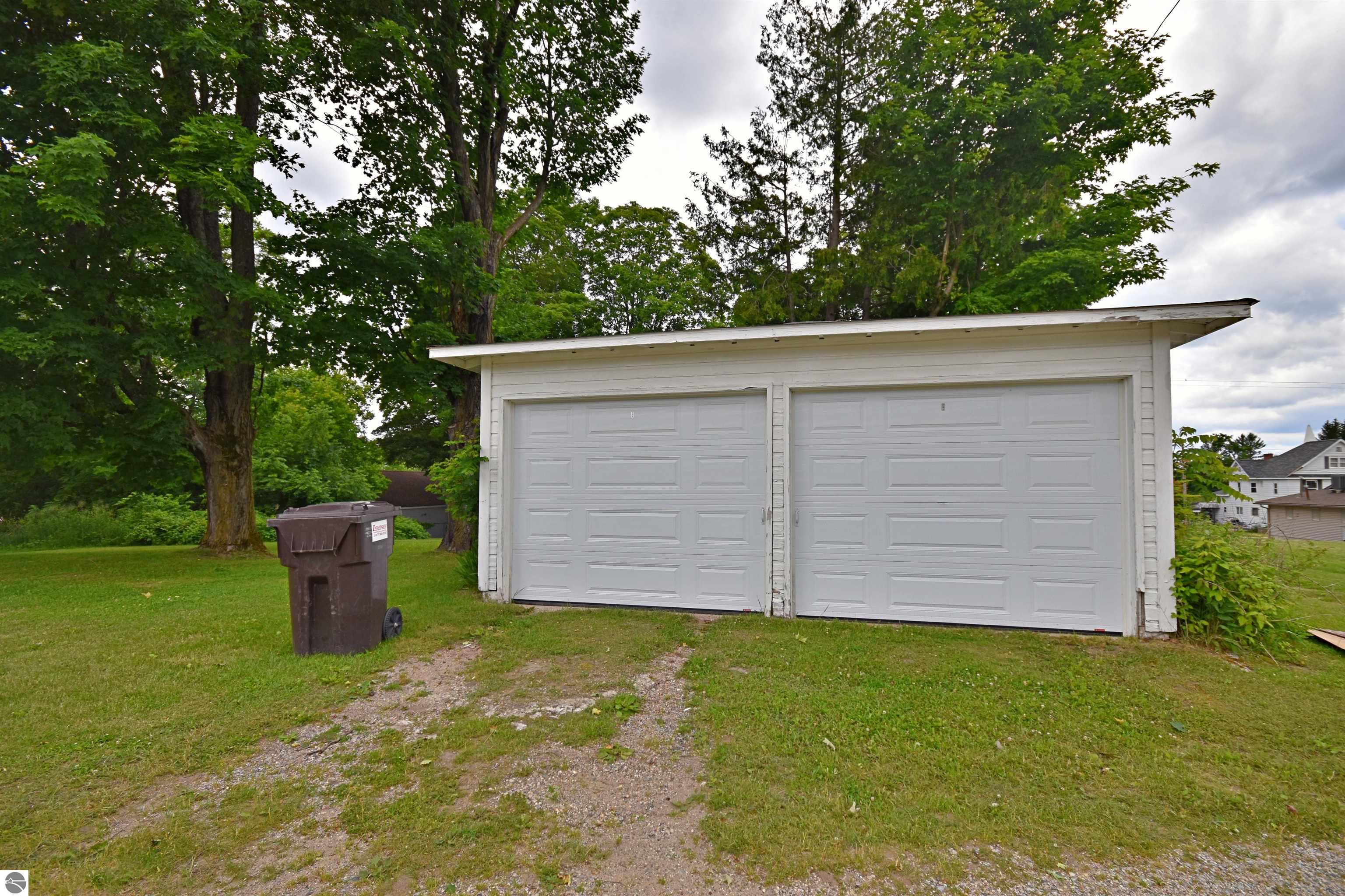 107 S Neilson Street, Tustin, MI 49688 — Photo 54