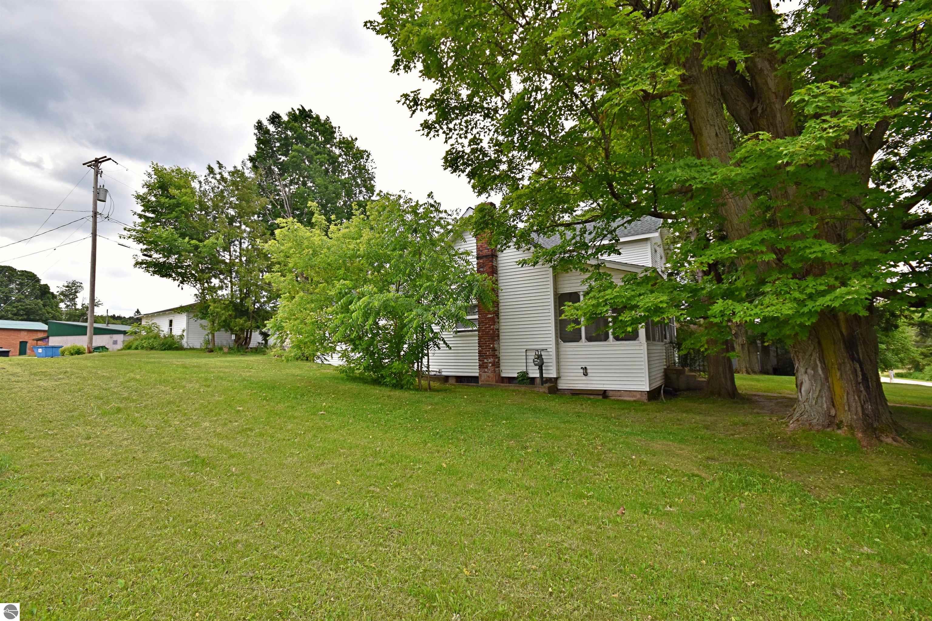 107 S Neilson Street, Tustin, MI 49688 — Photo 62
