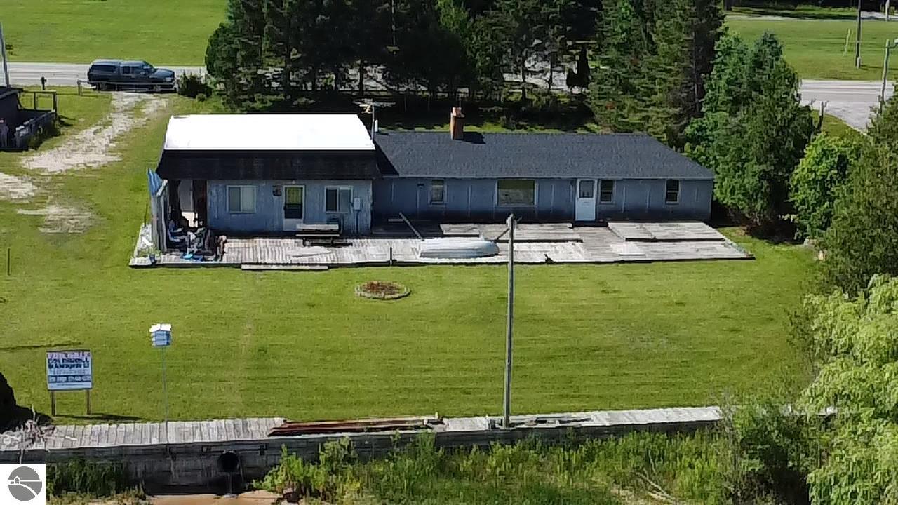 Click to enlarge photo