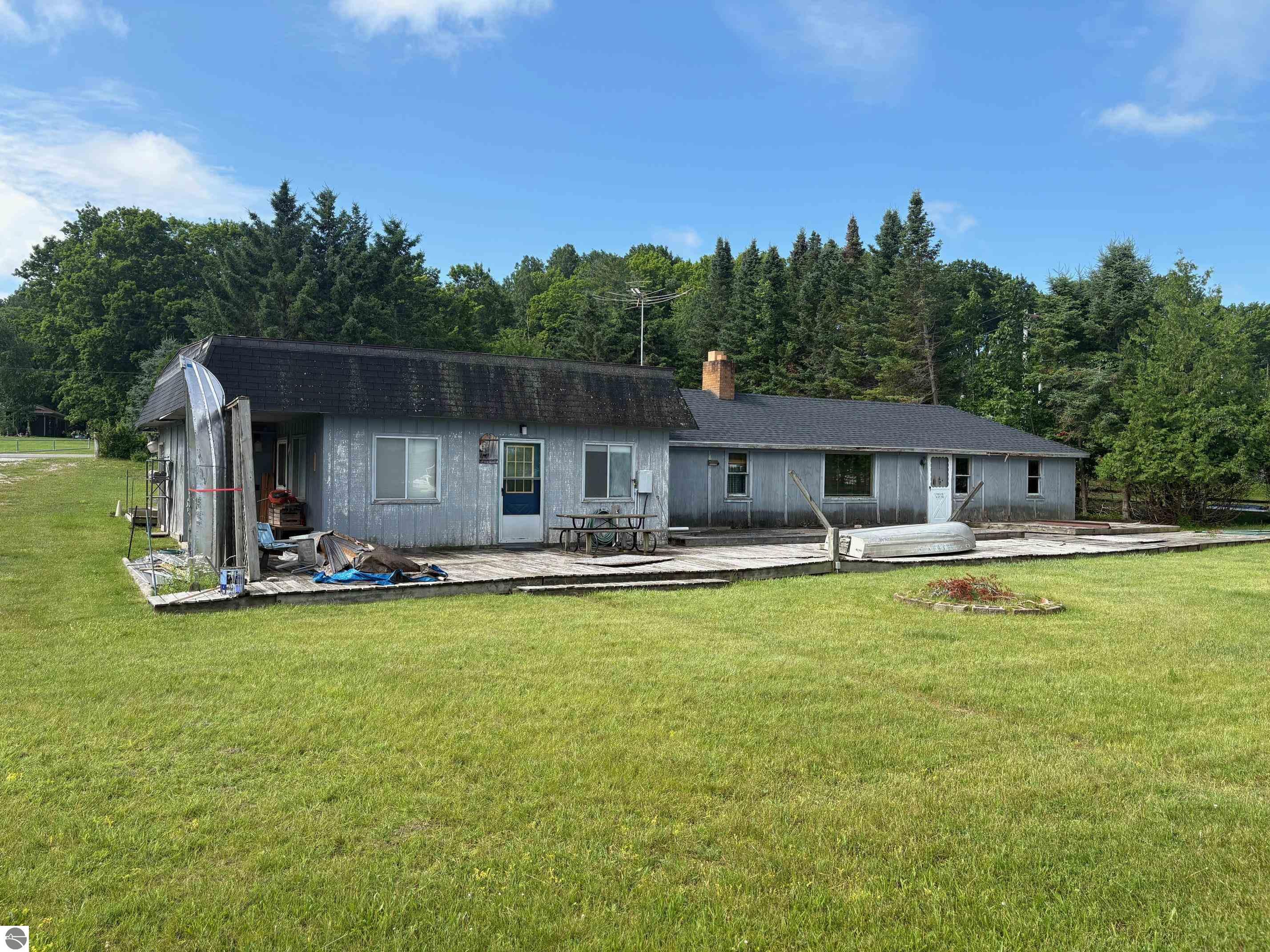 Click to enlarge photo