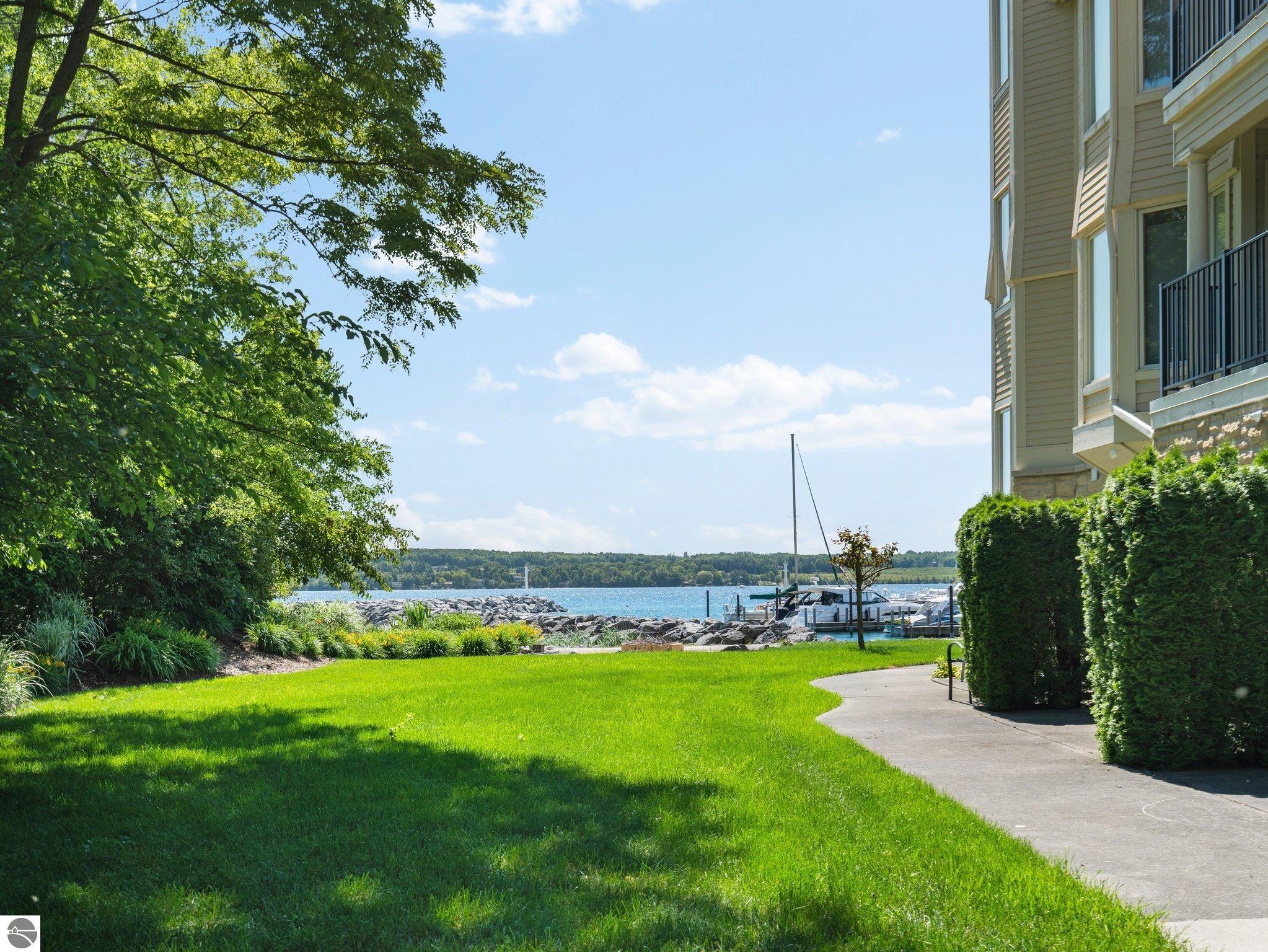 712 N Dockside Circle, Suttons Bay, MI 49682 — Photo 4