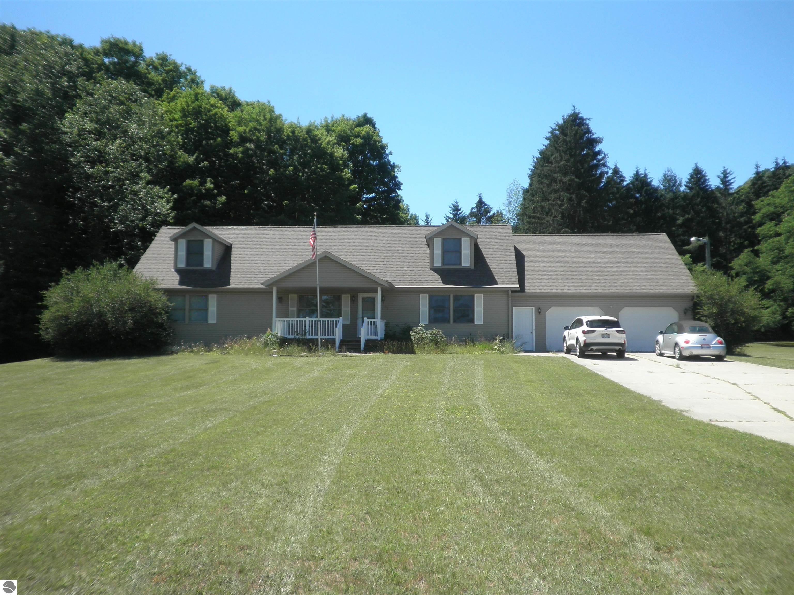 351 N M-88, Central Lake, MI 49622 — Photo 2