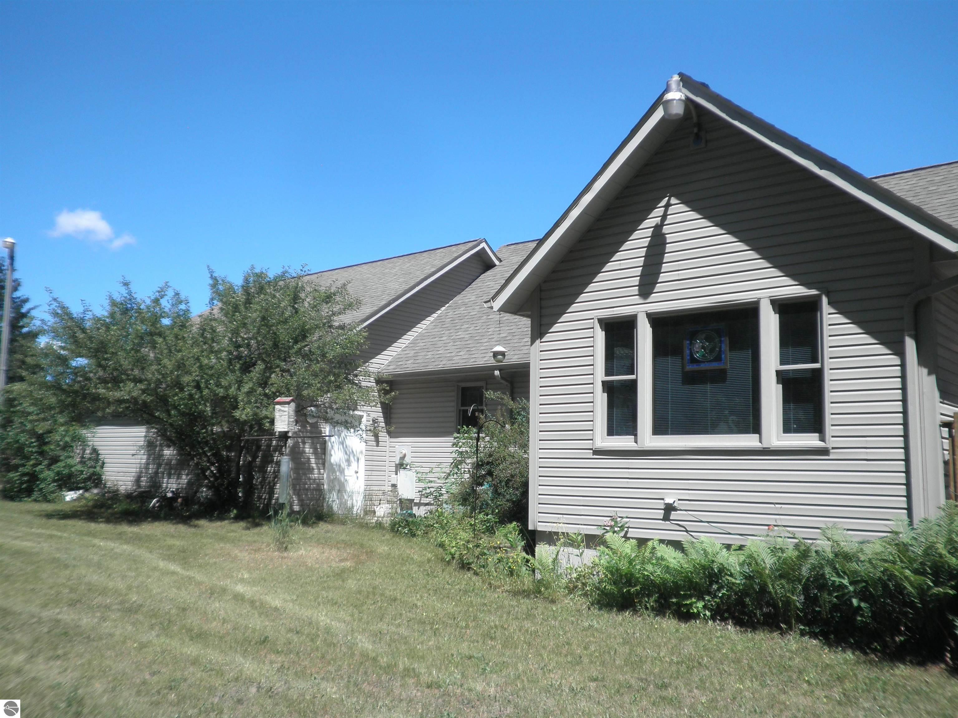 351 N M-88, Central Lake, MI 49622 — Photo 5