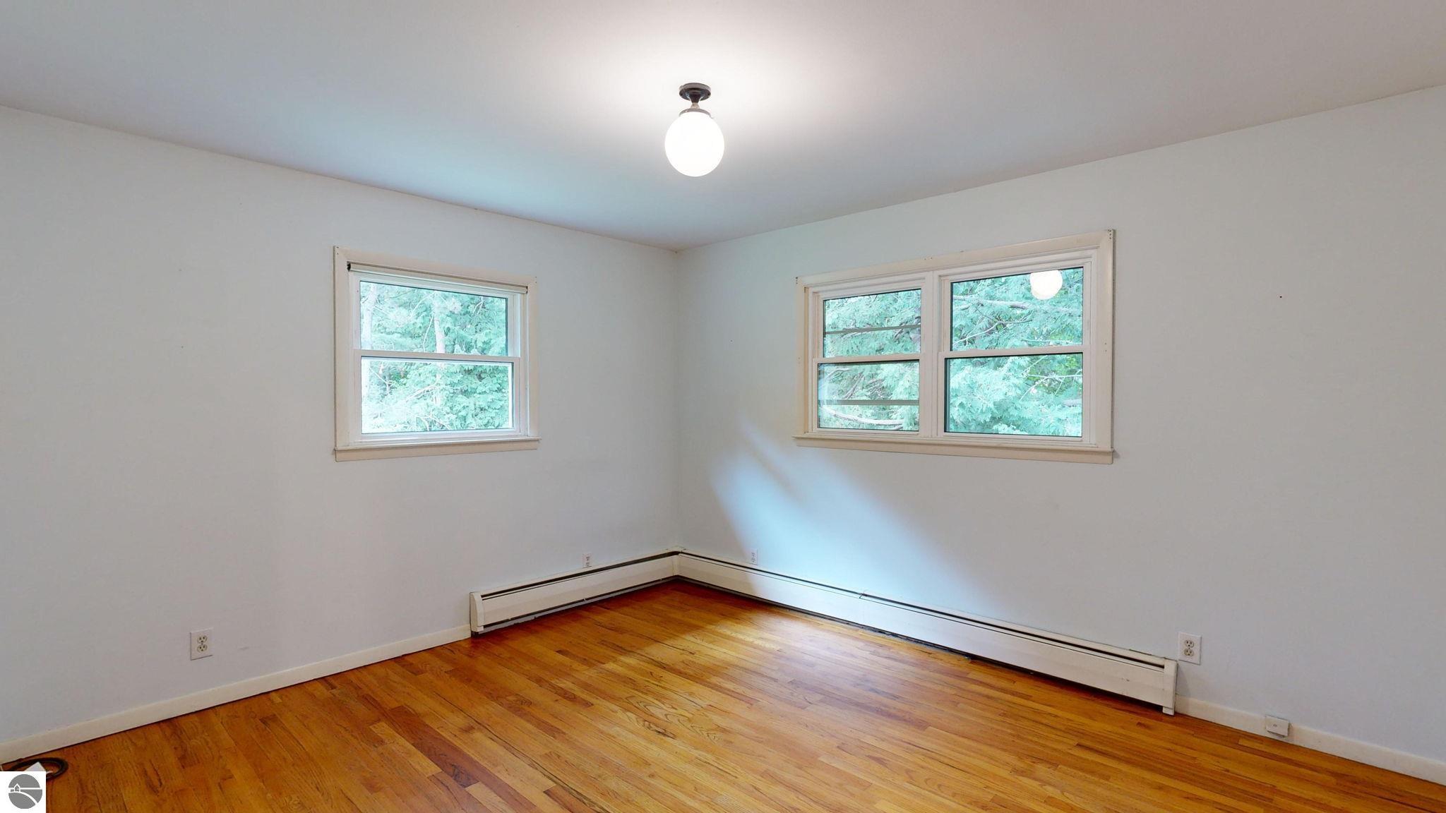 401 Orchard Avenue, Clare, MI 48617 — Photo 13