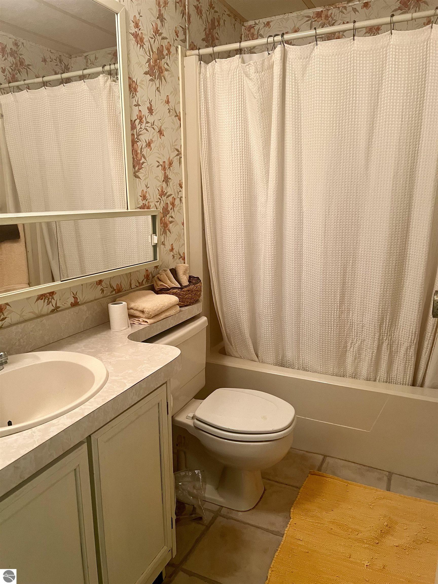 713 Golfview Circle, Elk Rapids, MI 49629 — Photo 12