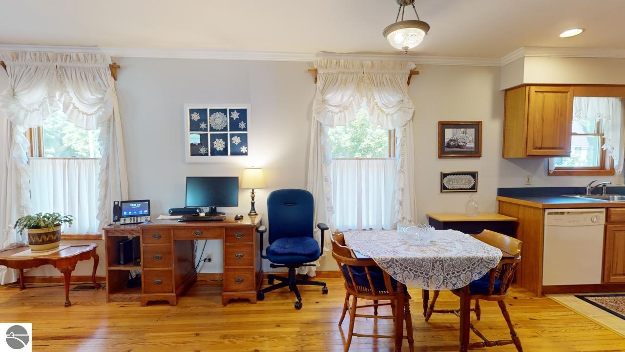 214 W Wheaton Avenue, Clare, MI 48617 — Photo 16