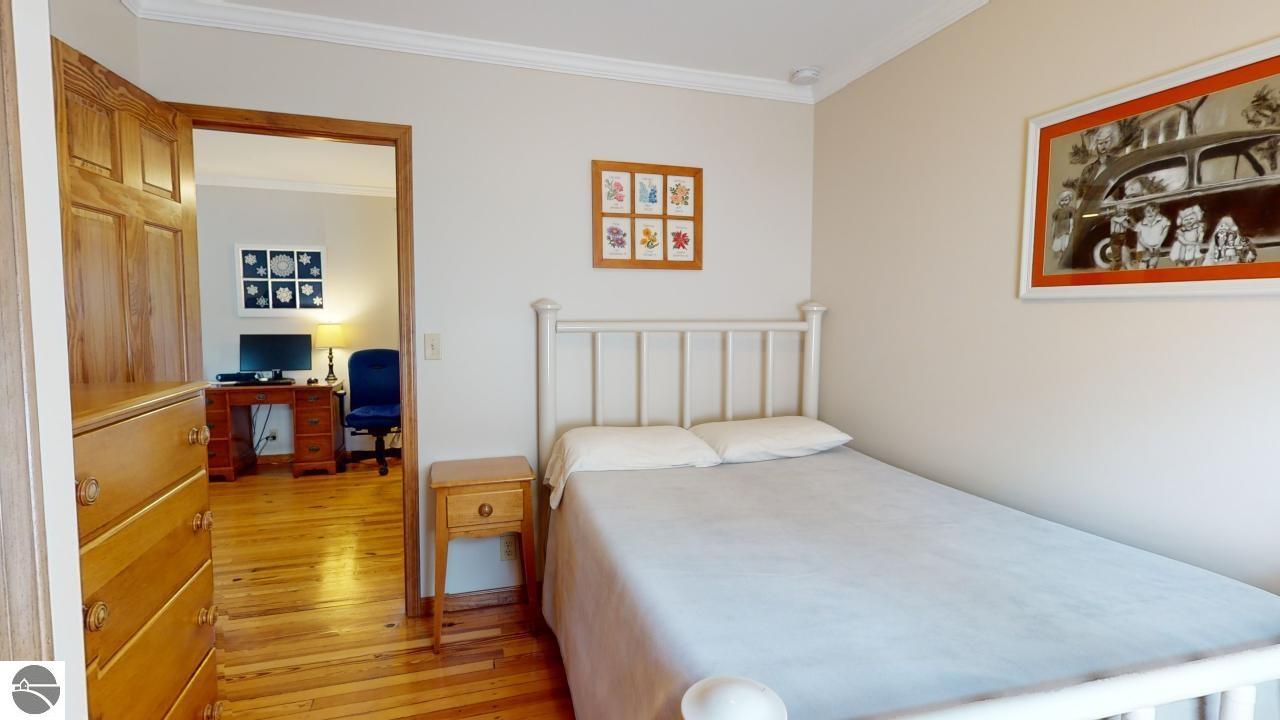 214 W Wheaton Avenue, Clare, MI 48617 — Photo 17