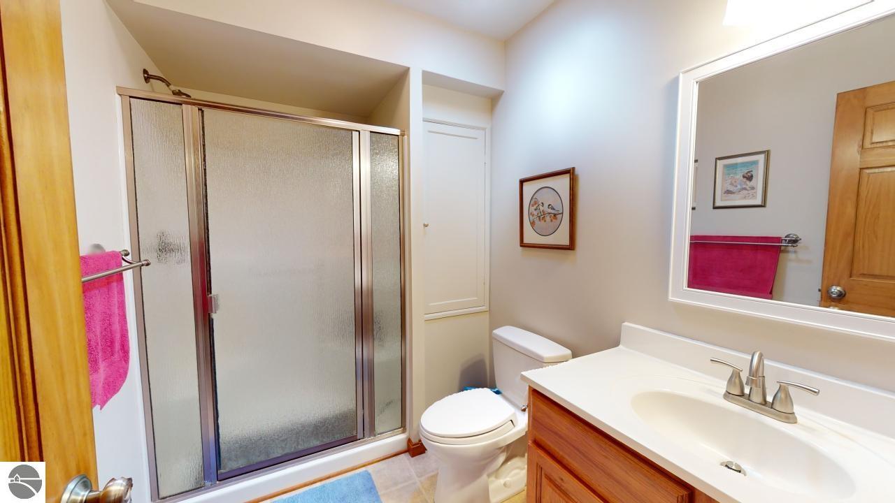 214 W Wheaton Avenue, Clare, MI 48617 — Photo 21
