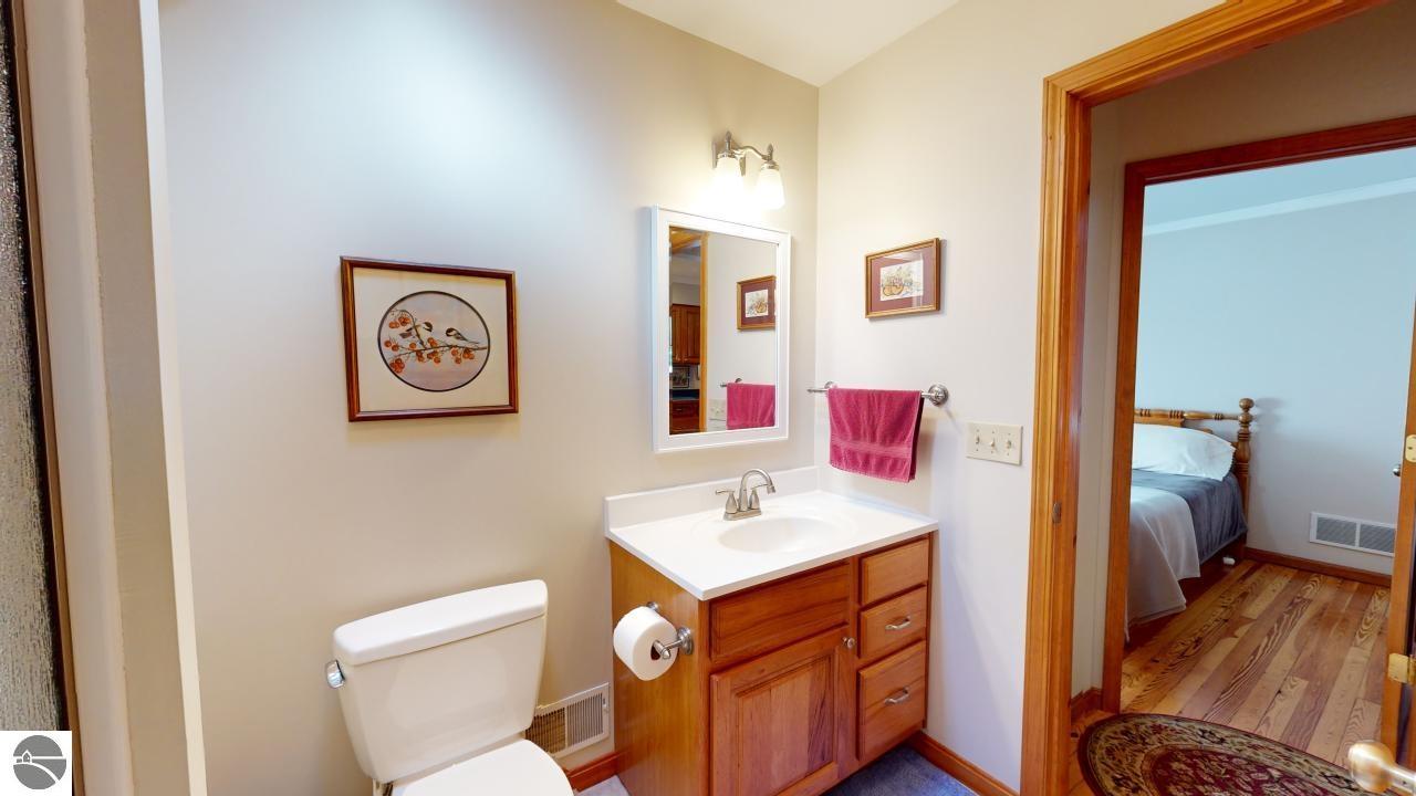 214 W Wheaton Avenue, Clare, MI 48617 — Photo 22