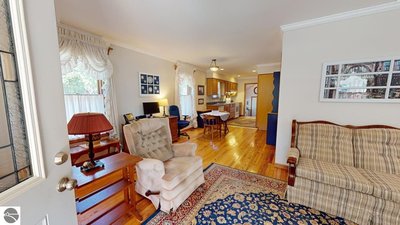 214 W Wheaton Avenue, Clare, MI 48617 — Photo 8